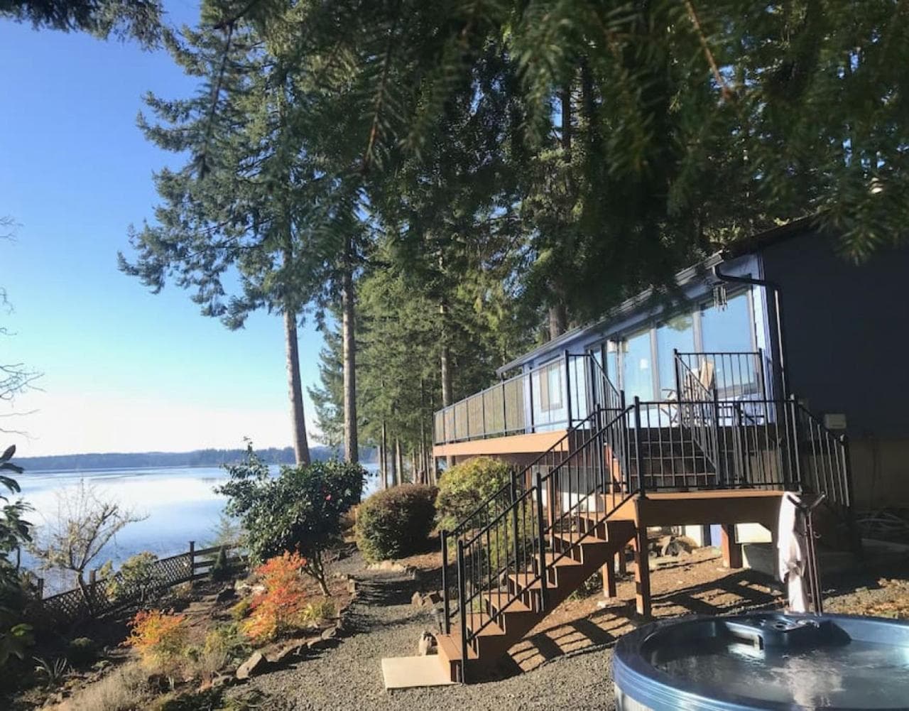 Beautiful Waterfront Retreat gallery photo in Olympia, WA — image 19