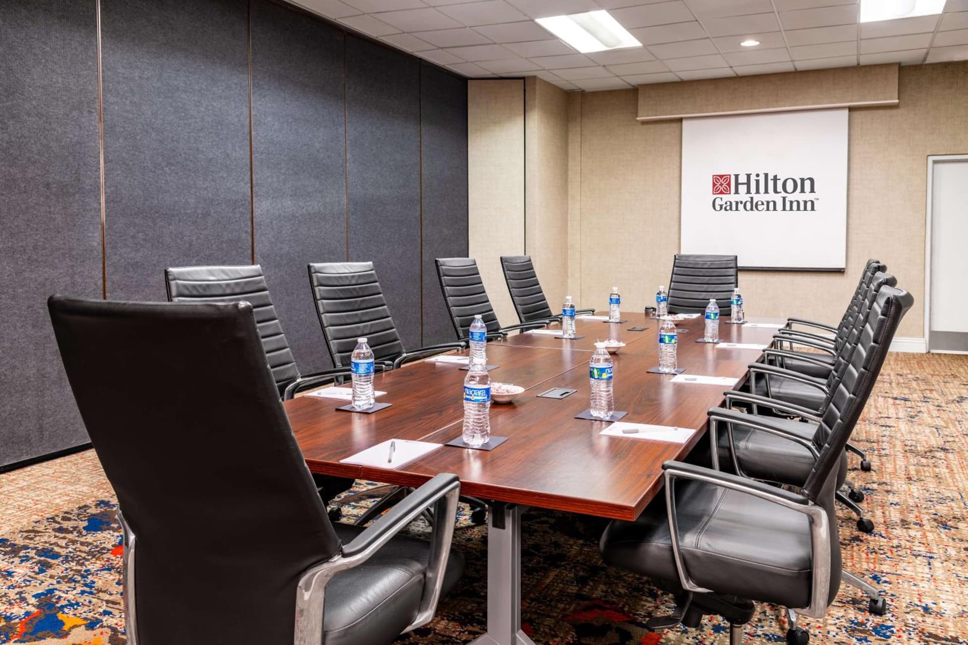 Hilton Garden Inn San Francisco/Oakland Bay Bridge gallery photo in Emeryville, CA — image 49