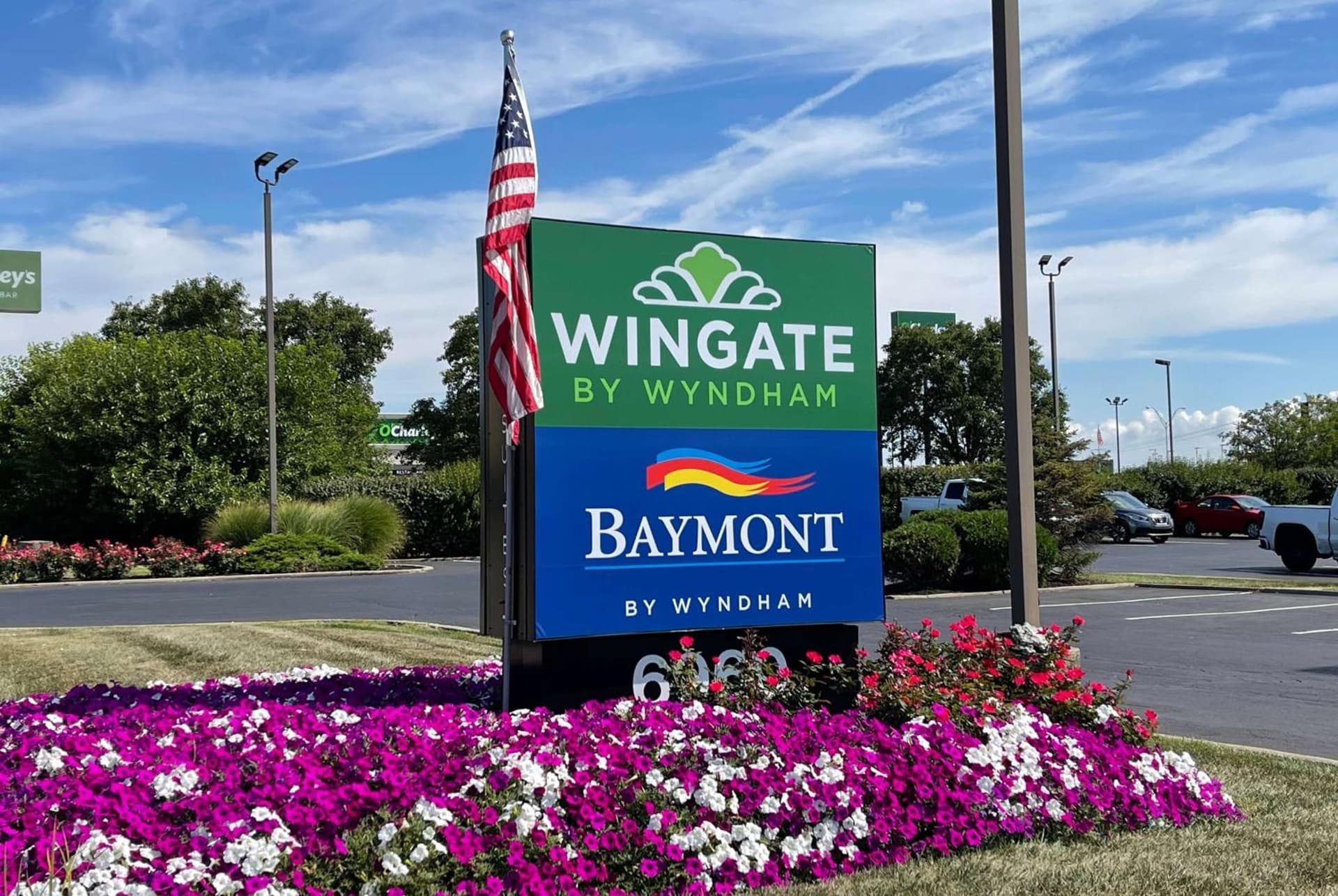 Baymont by Wyndham Dayton North interior in Dayton, OH — gallery photo 2