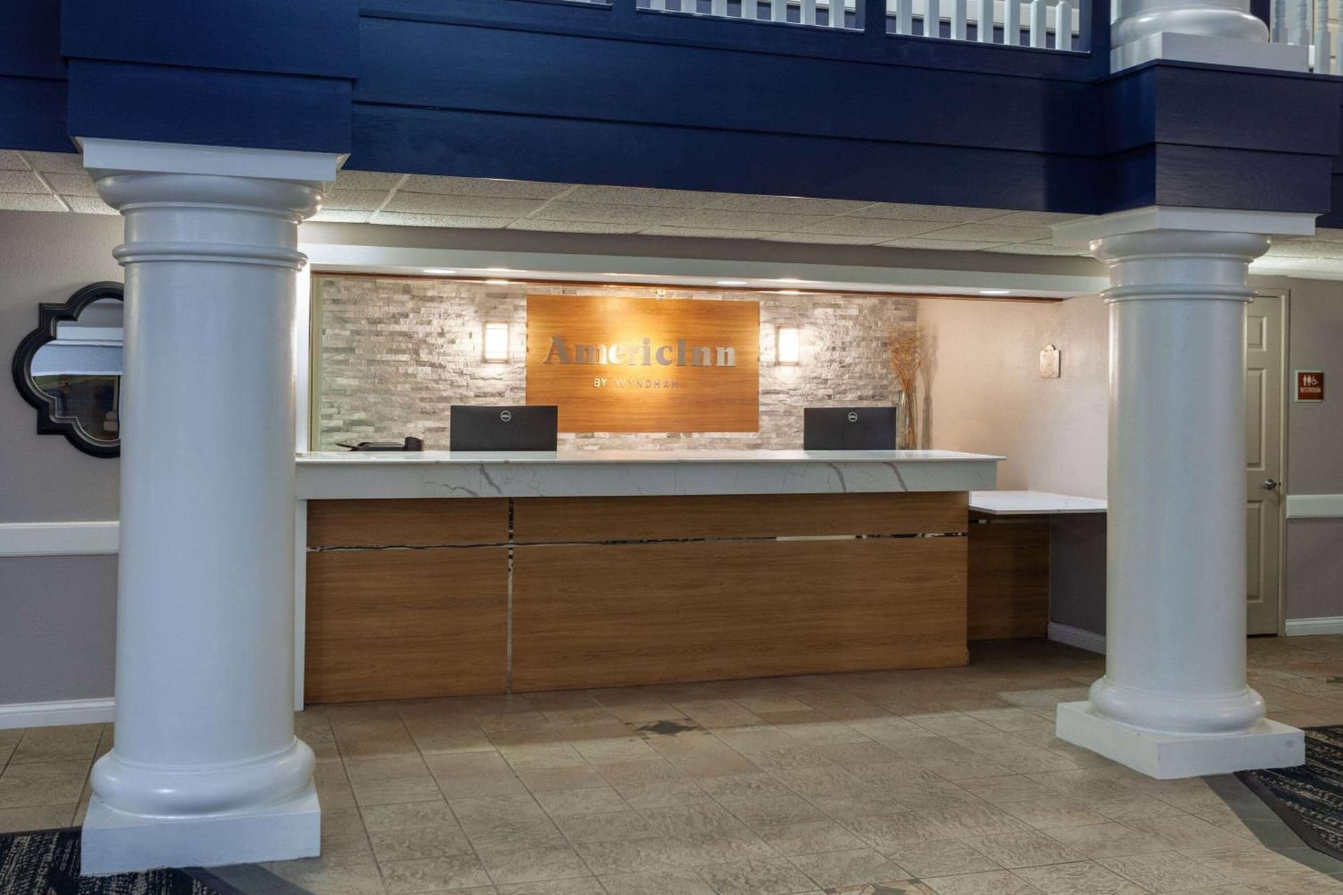 AmericInn by Wyndham Peoria property views in Peoria, IL — gallery photo 3