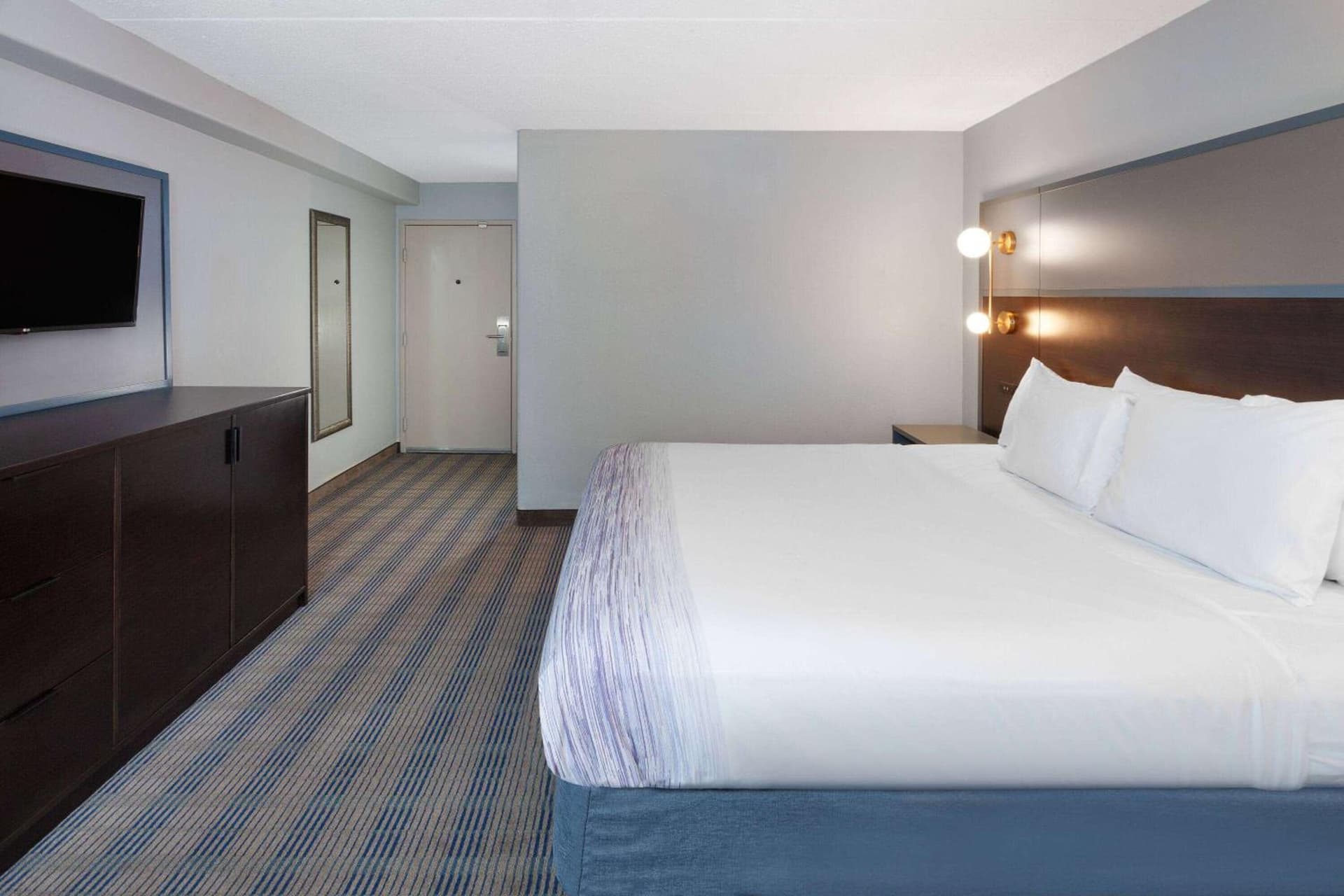 AmericInn by Wyndham Peoria gallery photo in Peoria, IL — image 43