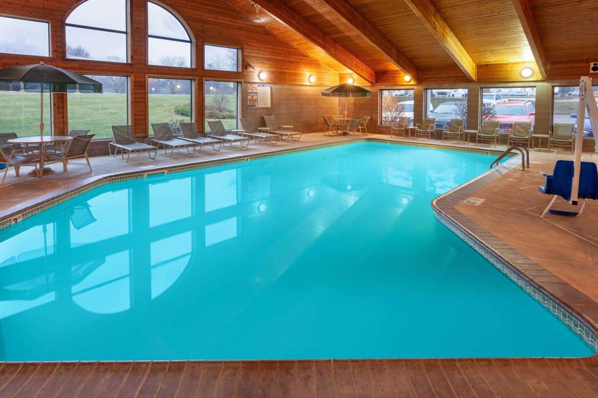 AmericInn by Wyndham Peoria gallery photo in Peoria, IL — image 20