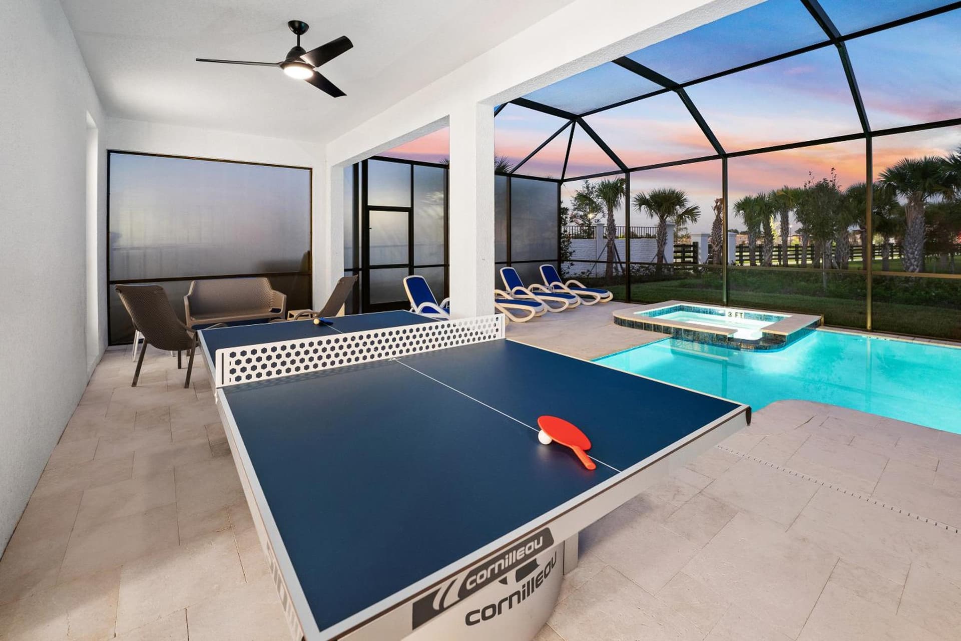 Villatel Orlando Resort property views in Orlando, FL — gallery photo 3