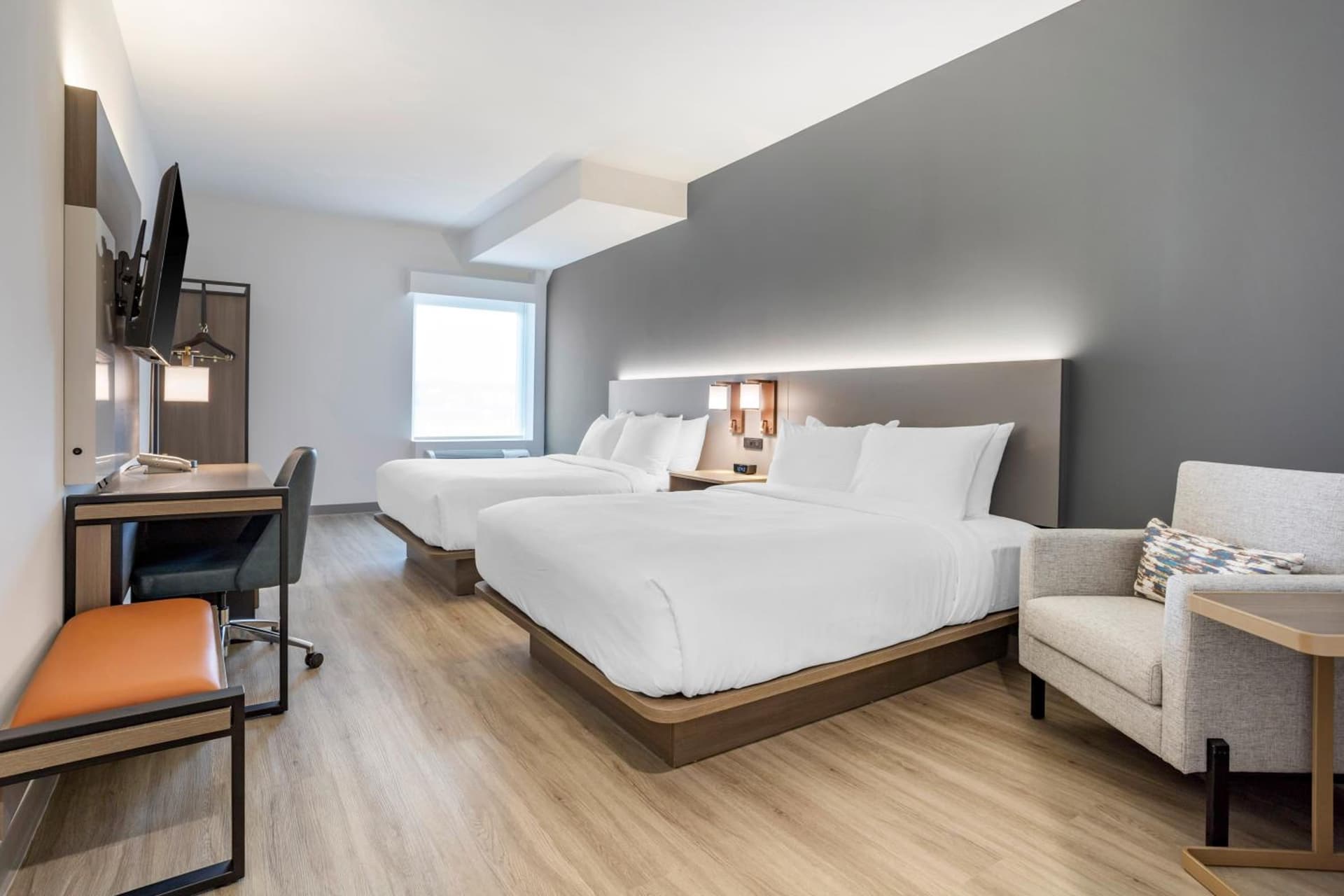 Comfort Inn & Suites Newark Liberty International Airport gallery photo in Newark, NJ — image 63