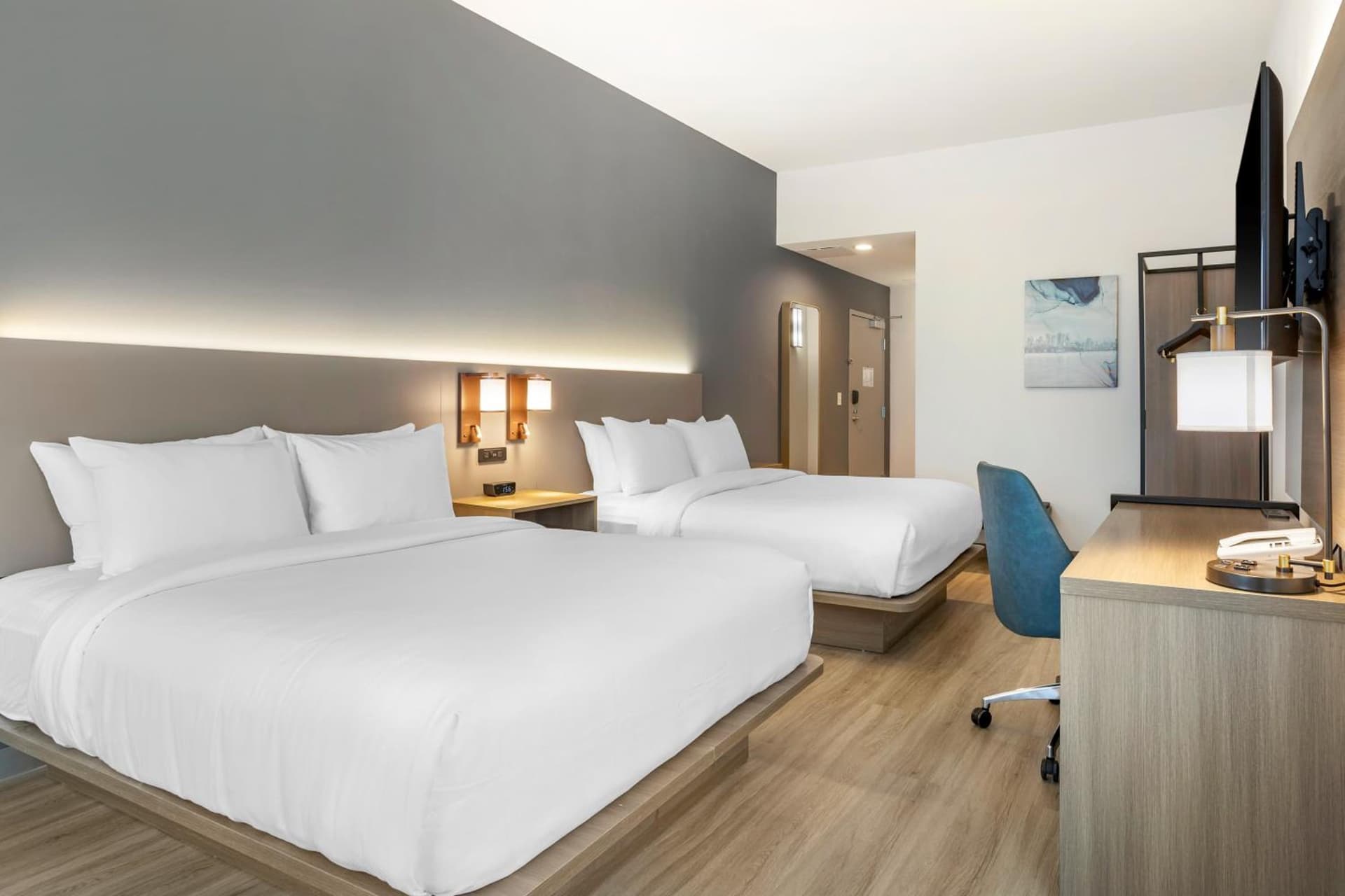 Comfort Inn & Suites Newark Liberty International Airport gallery photo in Newark, NJ — image 111