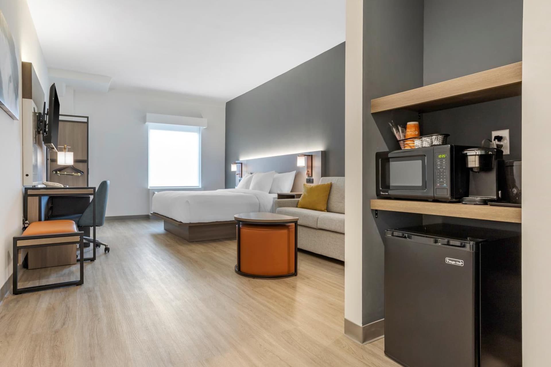 Comfort Inn & Suites Newark Liberty International Airport gallery photo in Newark, NJ — image 22