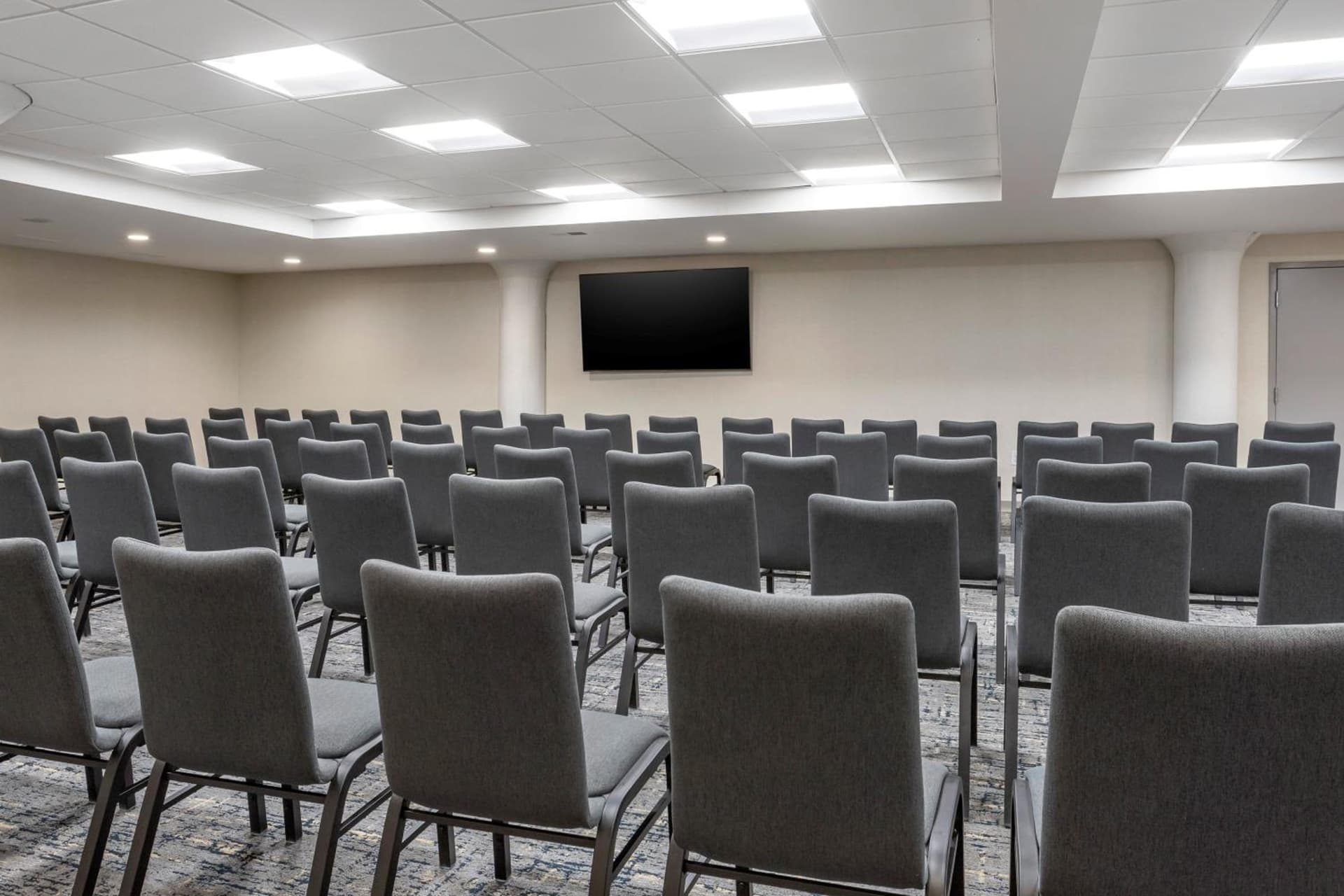 Comfort Inn & Suites Newark Liberty International Airport gallery photo in Newark, NJ — image 26