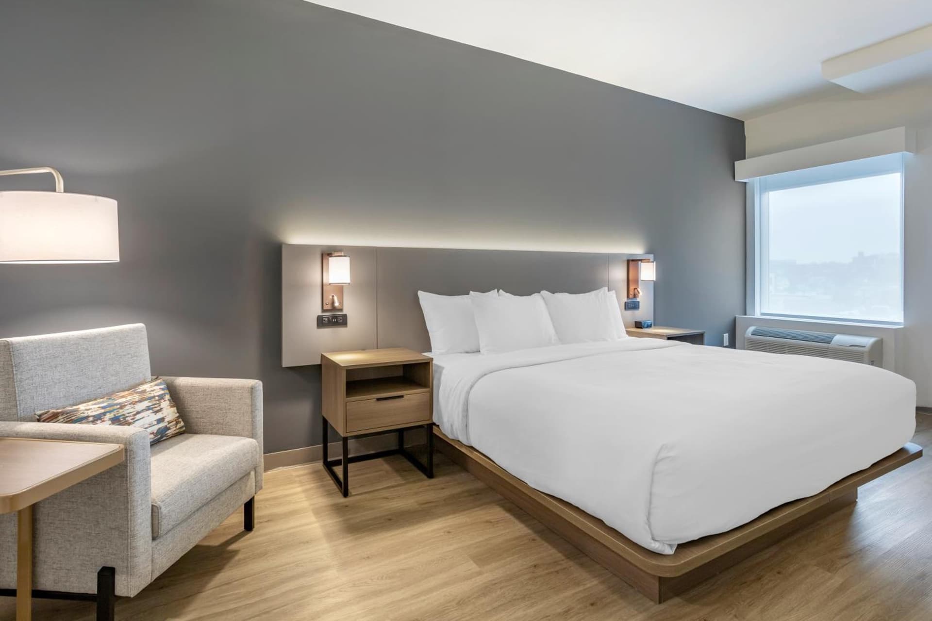 Comfort Inn & Suites Newark Liberty International Airport gallery photo in Newark, NJ — image 113