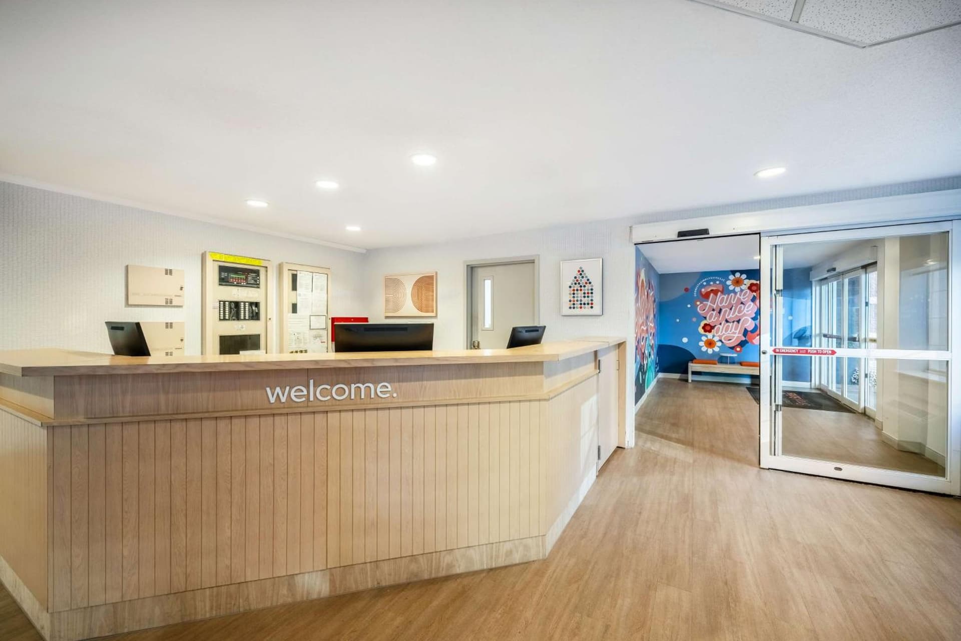 Sonesta Simply Suites Jersey City gallery photo in Jersey City, NJ — image 13