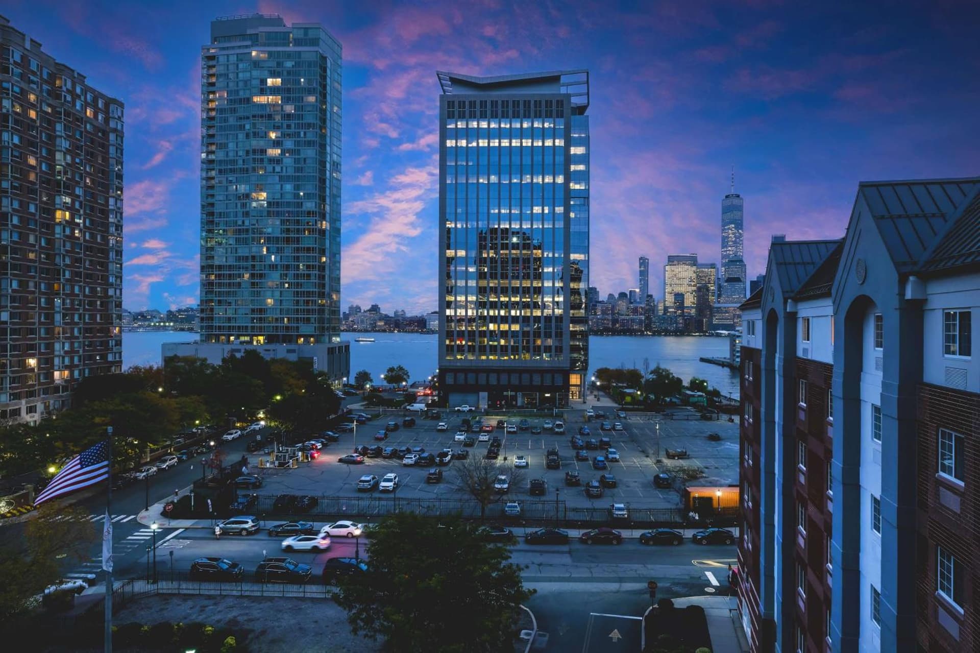 Sonesta Simply Suites Jersey City gallery photo in Jersey City, NJ — image 12