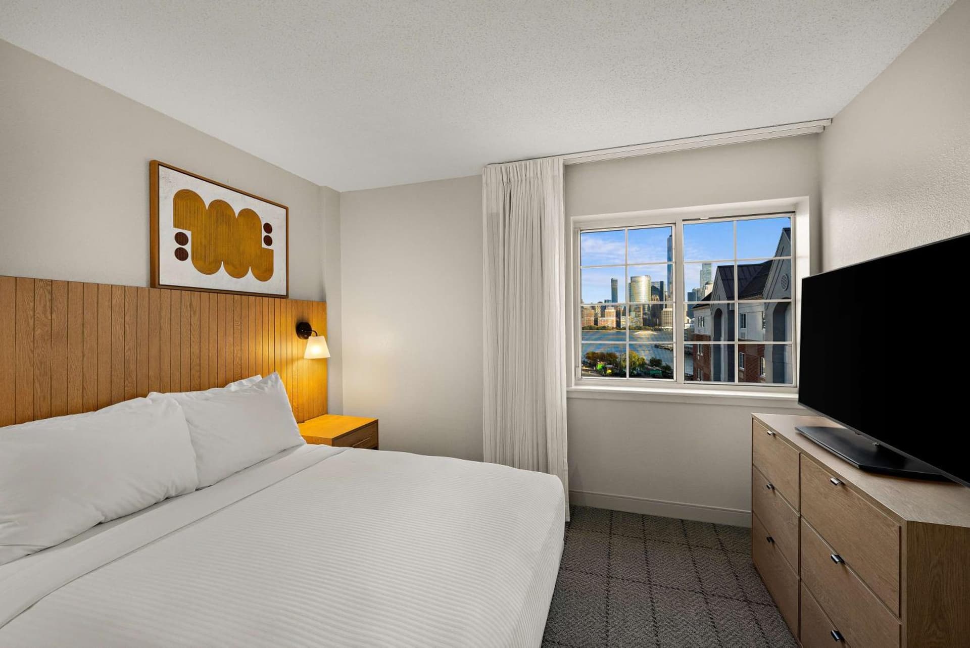 Sonesta Simply Suites Jersey City gallery photo in Jersey City, NJ — image 45