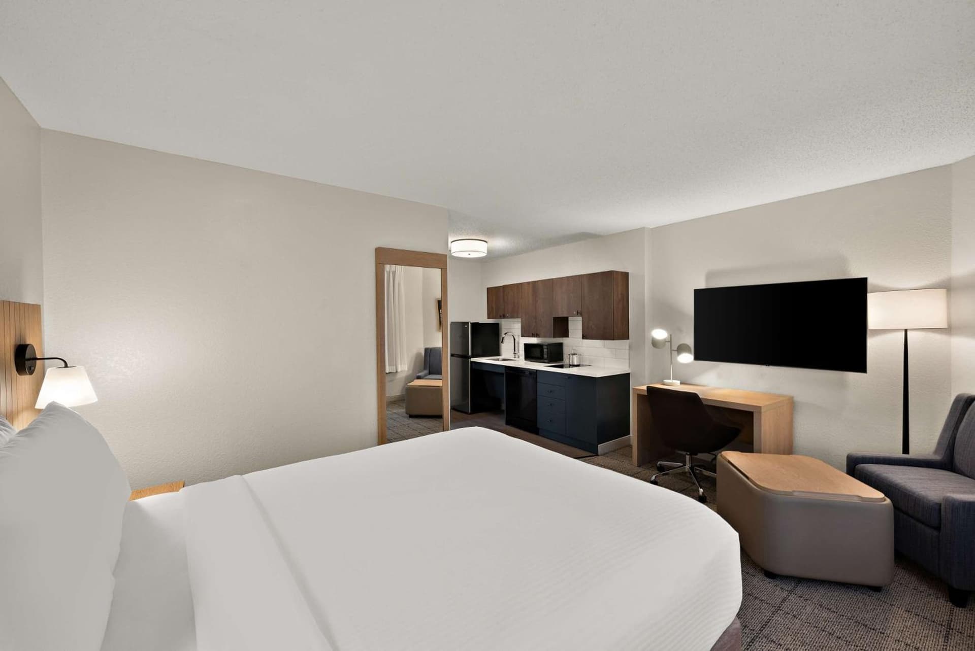 Sonesta Simply Suites Jersey City gallery photo in Jersey City, NJ — image 31