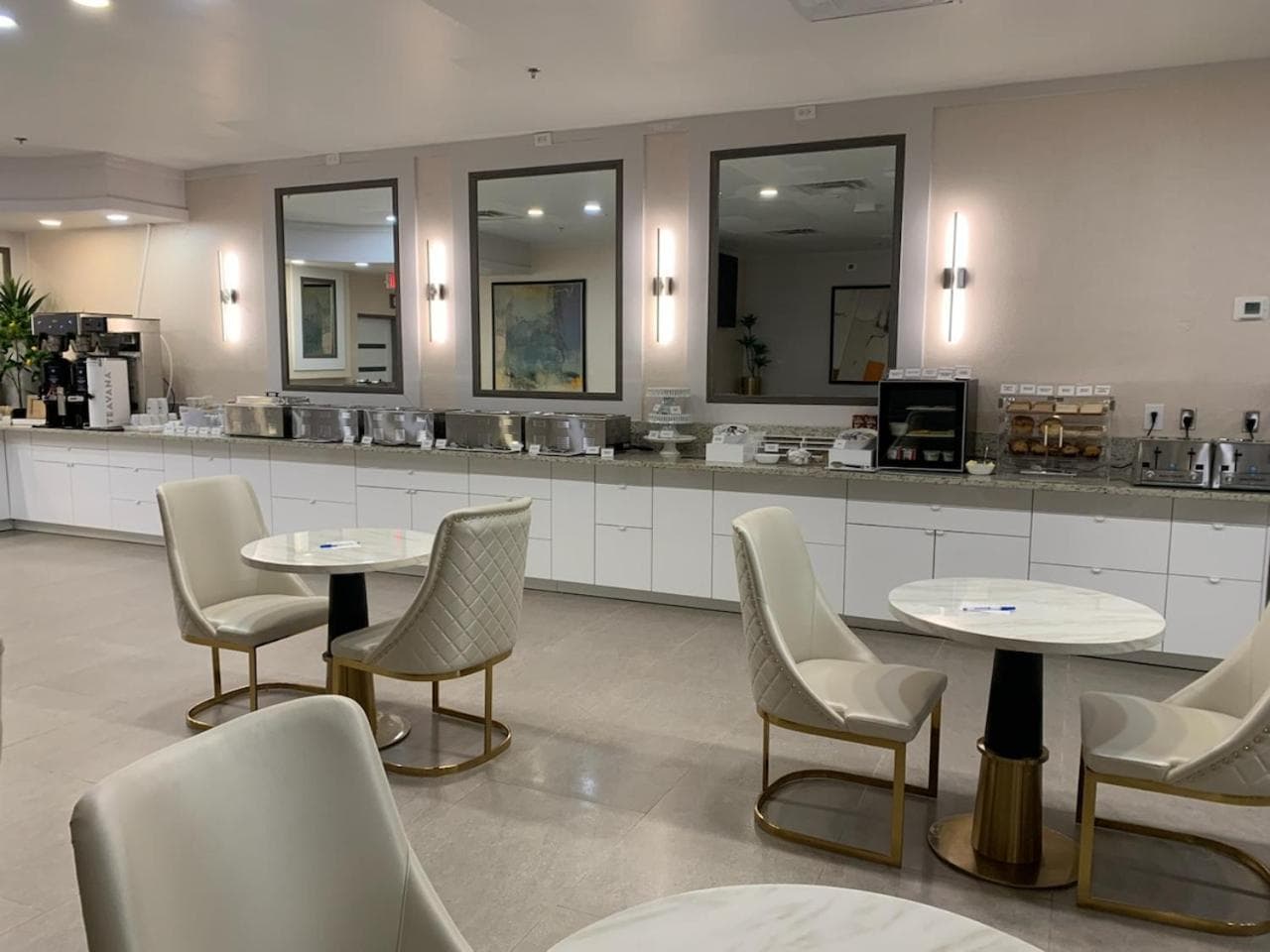 Wyndham DFW Airport interior in Irving, TX — gallery photo 2