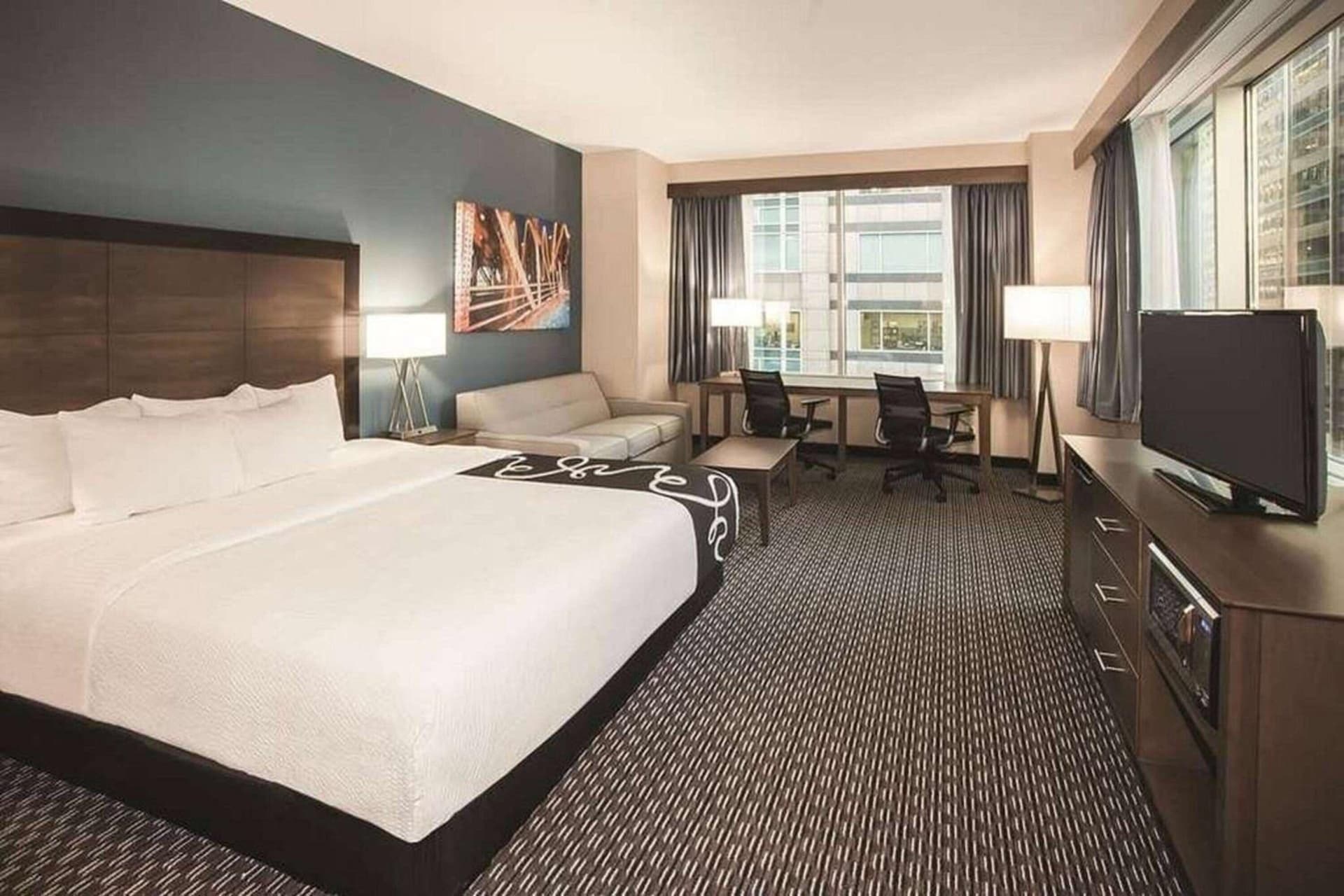 La Quinta Inn & Suites by Wyndham Chicago Downtown gallery photo in Chicago, IL — image 53