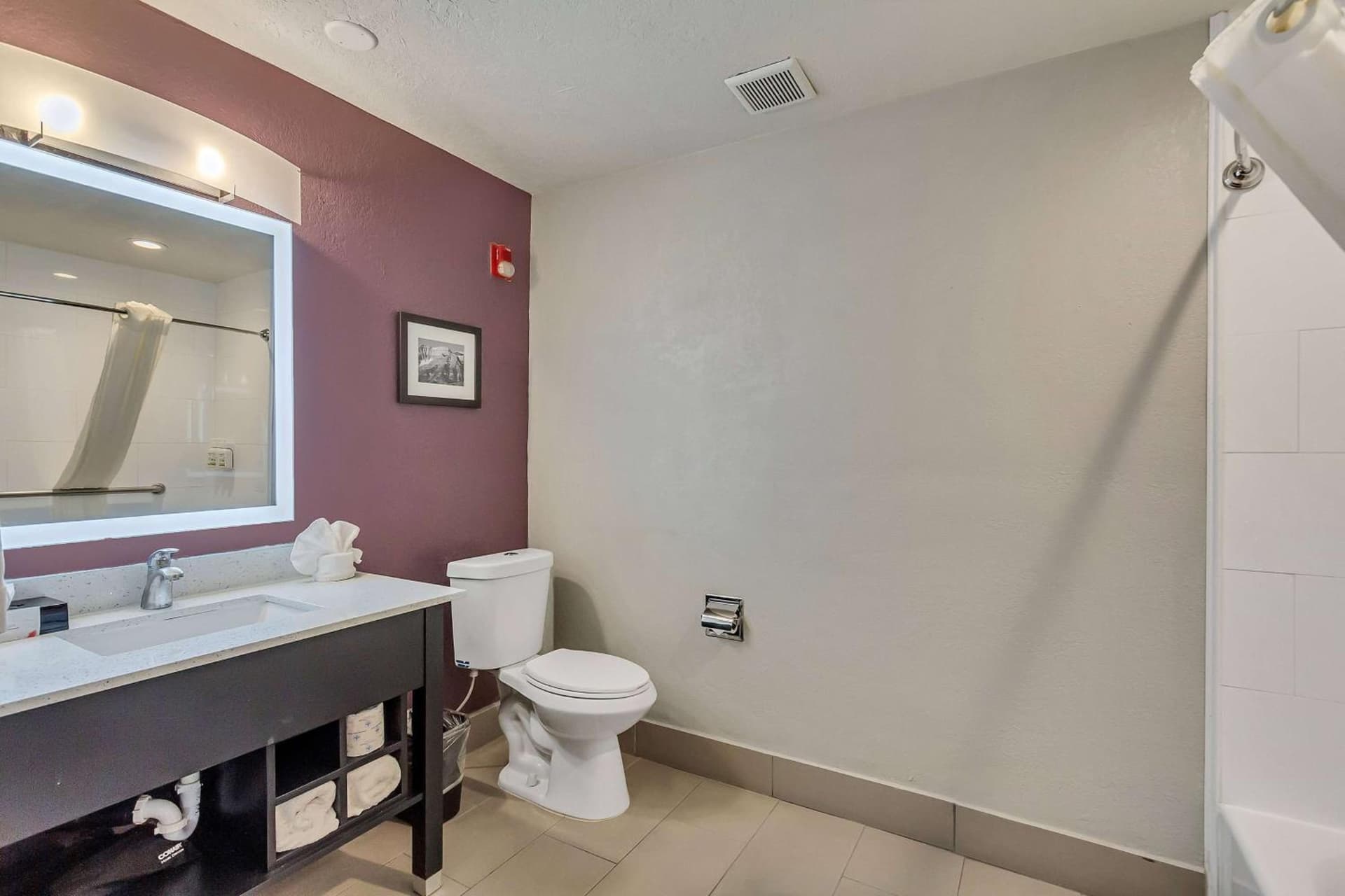 La Quinta by Wyndham North Orem interior in Orem, UT — gallery photo 2