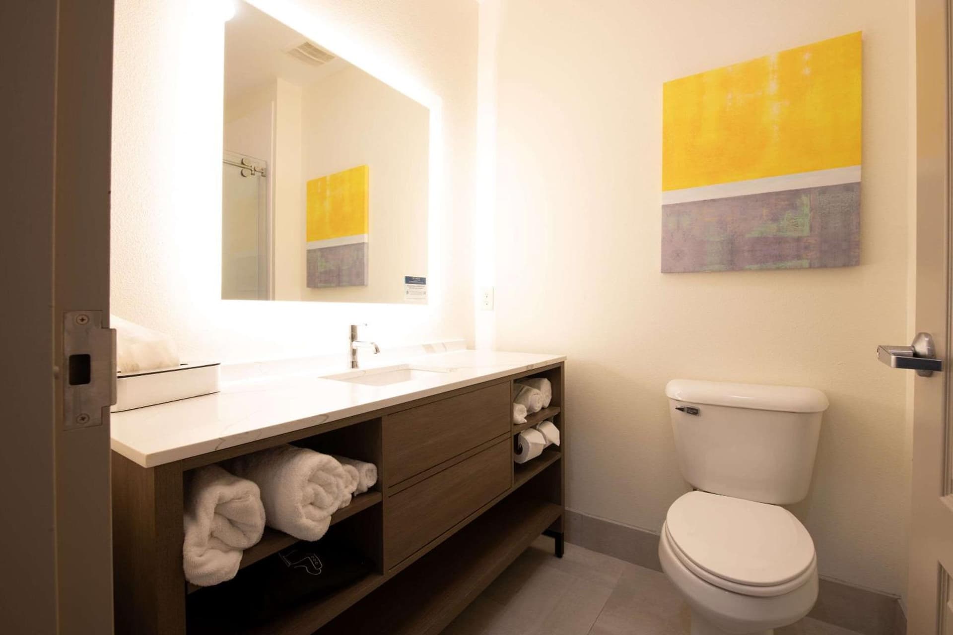 Comfort Suites Oil Center property views in Lafayette, LA — gallery photo 3