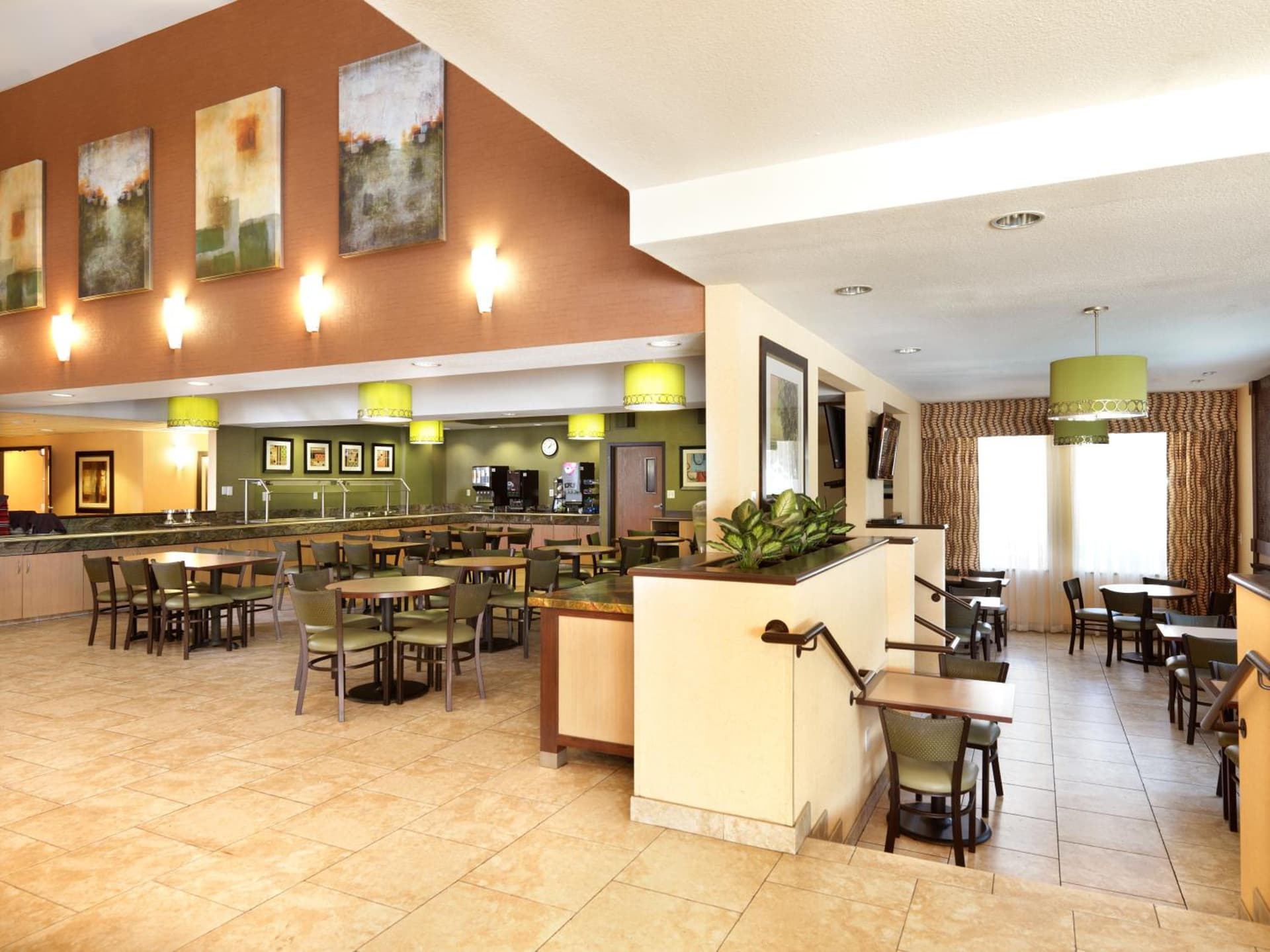 Crystal Inn Hotel & Suites - Salt Lake City gallery photo in Salt Lake City, UT — image 7