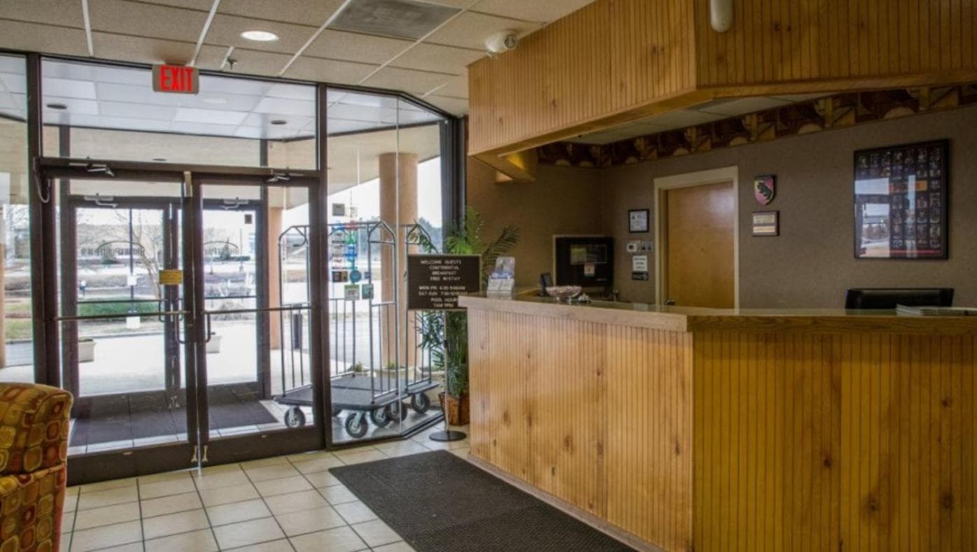 BridgePointe Hotel & Marina gallery photo in New Bern, NC — image 12
