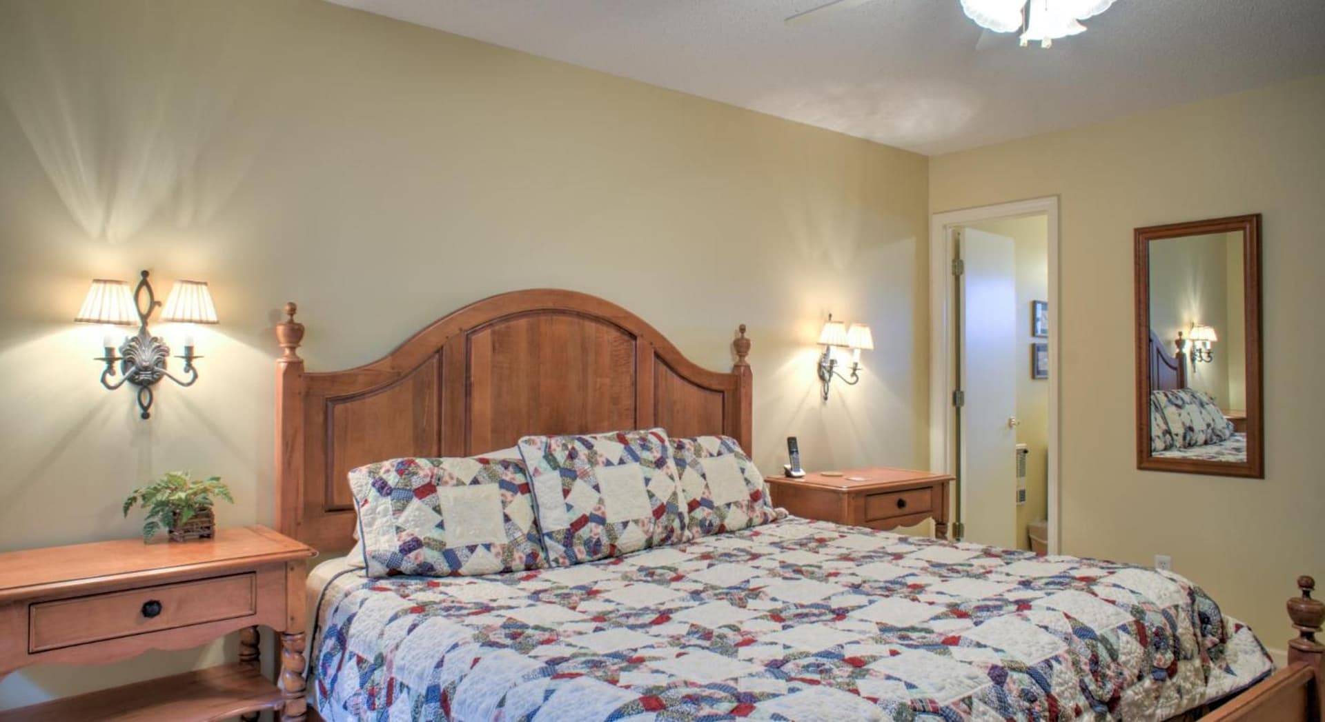 Lakeledge Hideaway by VCI Real Estate Services property views in Beech Mountain, NC — gallery photo 3