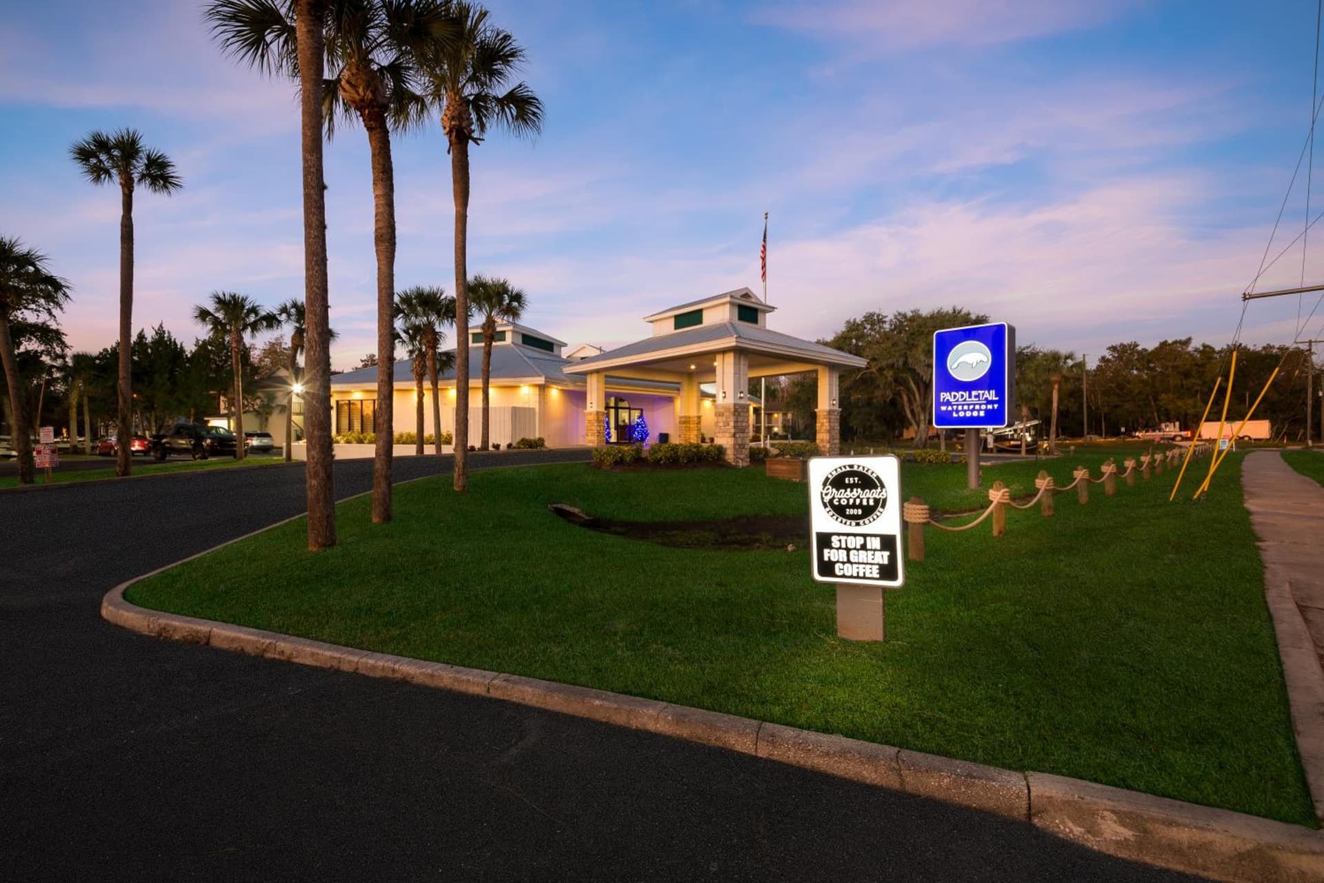 PaddleTail Waterfront Lodge, Trademark Collection by Wyndham gallery photo in Crystal River, FL — image 4