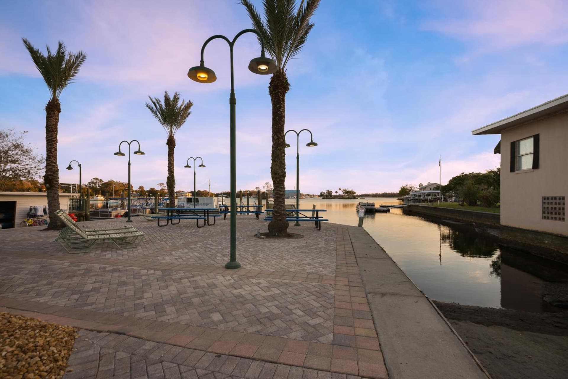 PaddleTail Waterfront Lodge, Trademark Collection by Wyndham gallery photo in Crystal River, FL — image 12
