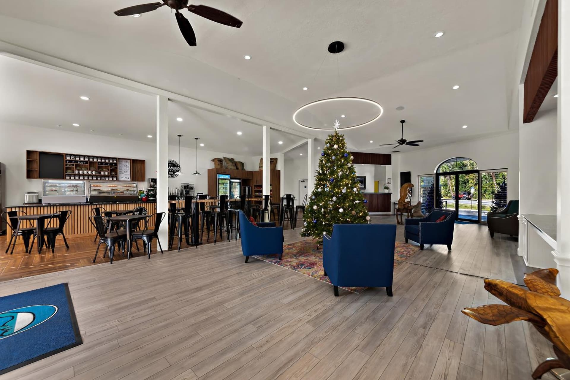 PaddleTail Waterfront Lodge, Trademark Collection by Wyndham gallery photo in Crystal River, FL — image 13