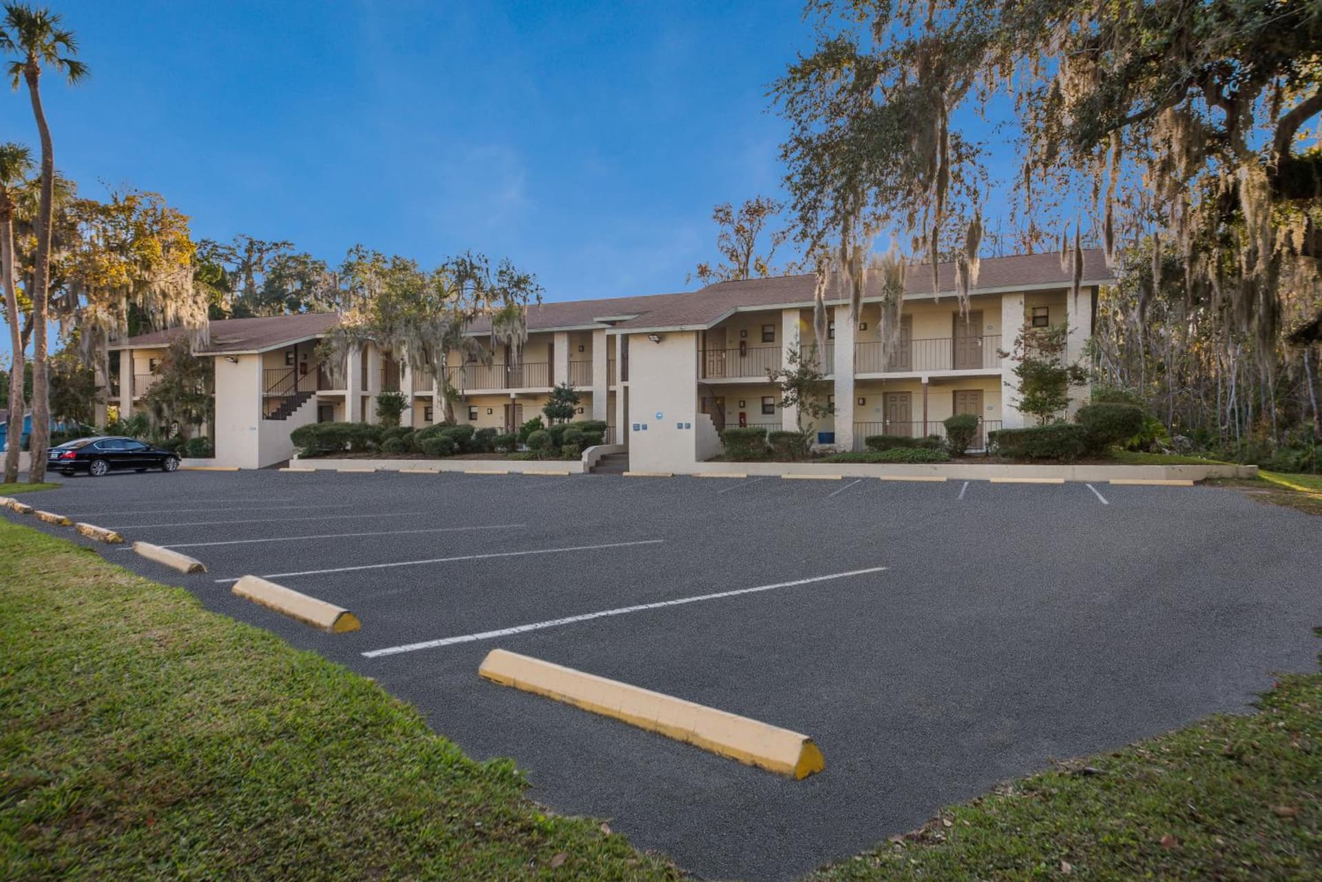 PaddleTail Waterfront Lodge, Trademark Collection by Wyndham gallery photo in Crystal River, FL — image 7