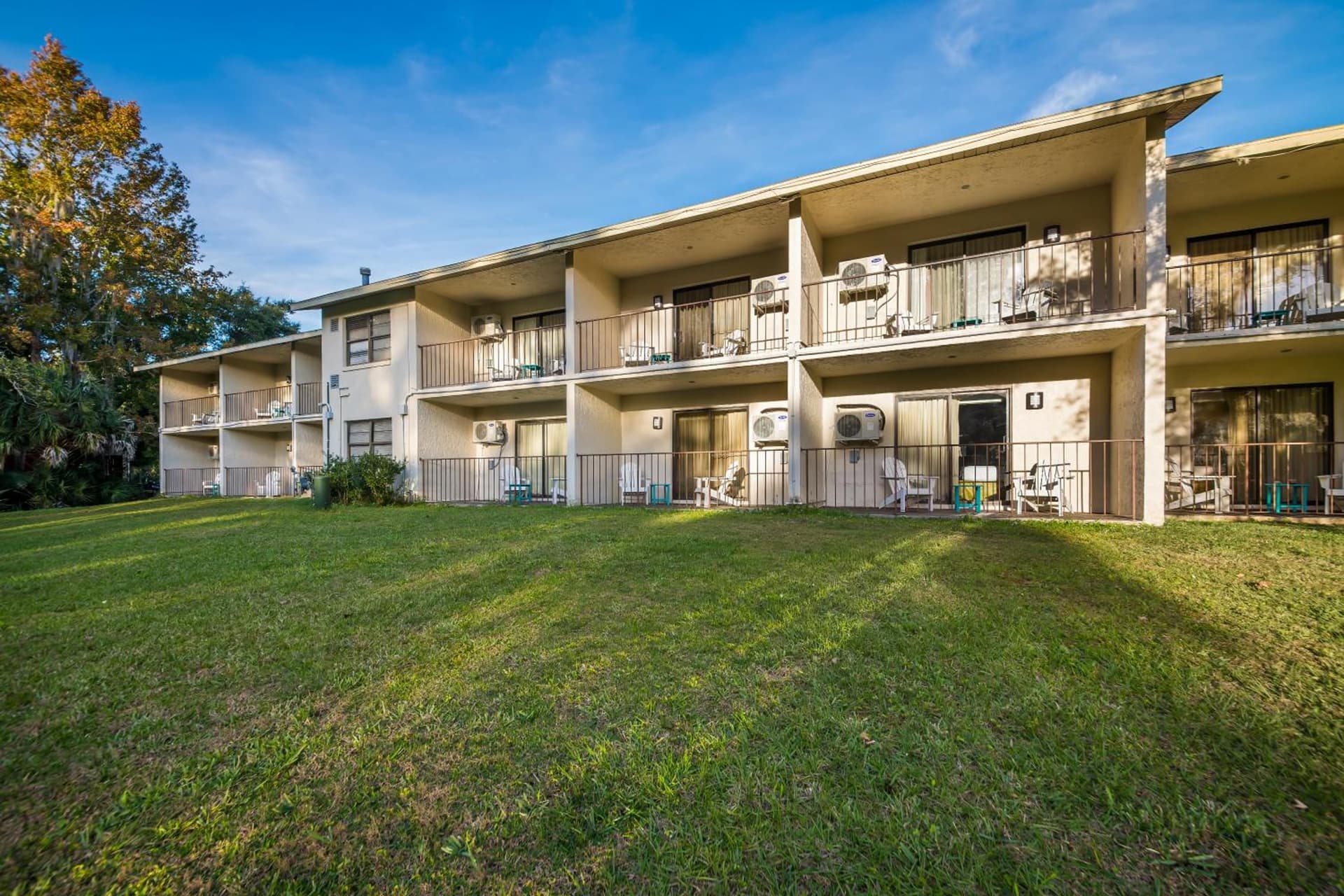 PaddleTail Waterfront Lodge, Trademark Collection by Wyndham gallery photo in Crystal River, FL — image 15