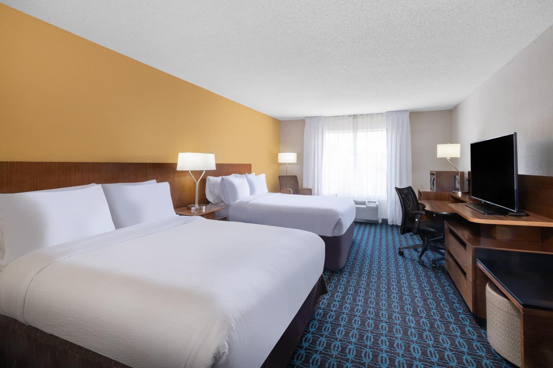 Garner Hotel Macon West by IHG interior in Macon, GA — gallery photo 2