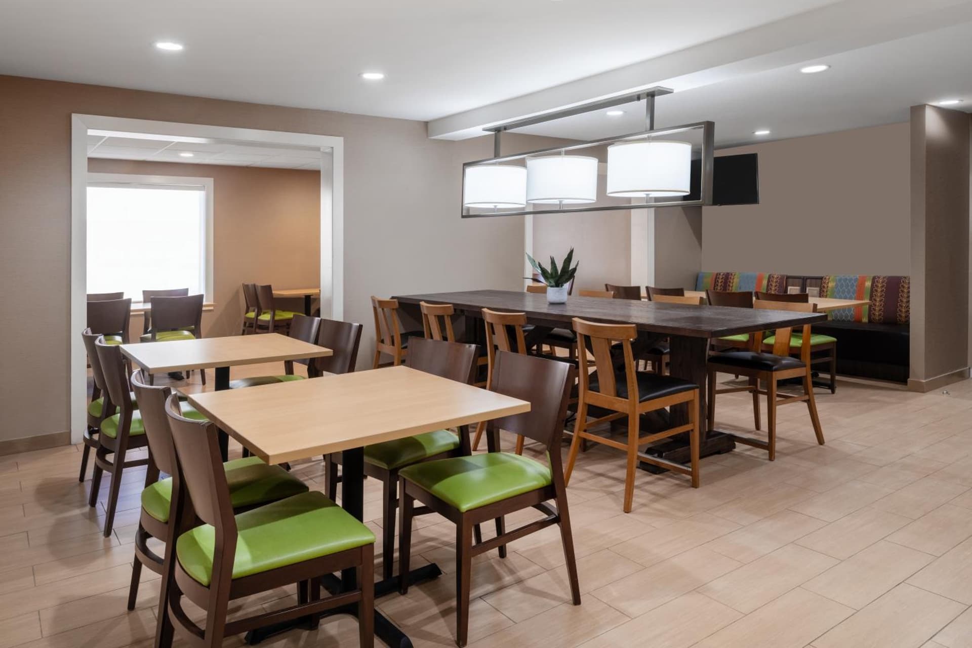 Garner Hotel Macon West by IHG property views in Macon, GA — gallery photo 3