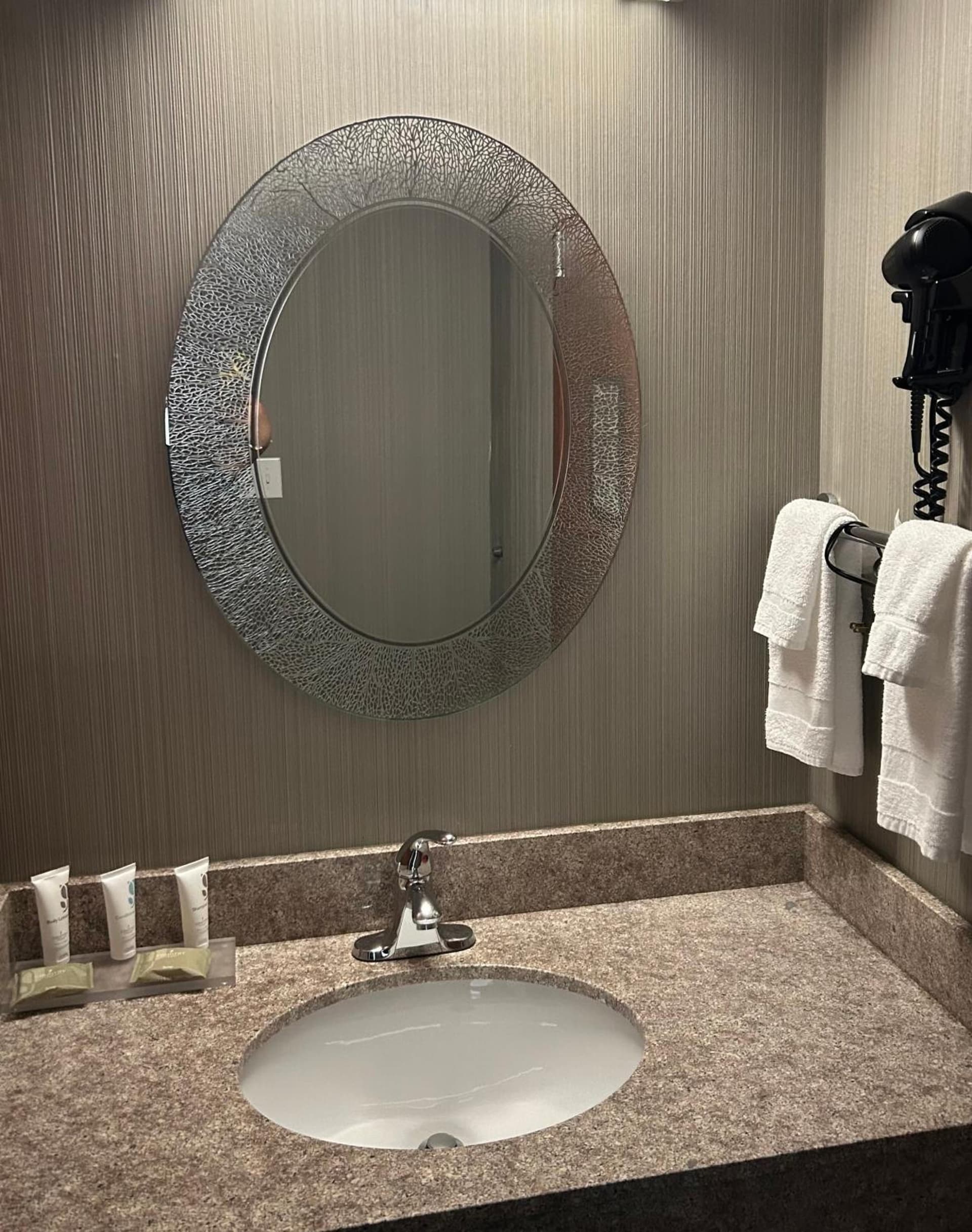 Country Inn & Suites by Radisson, Delta Park North Portland gallery photo in Portland, OR — image 11