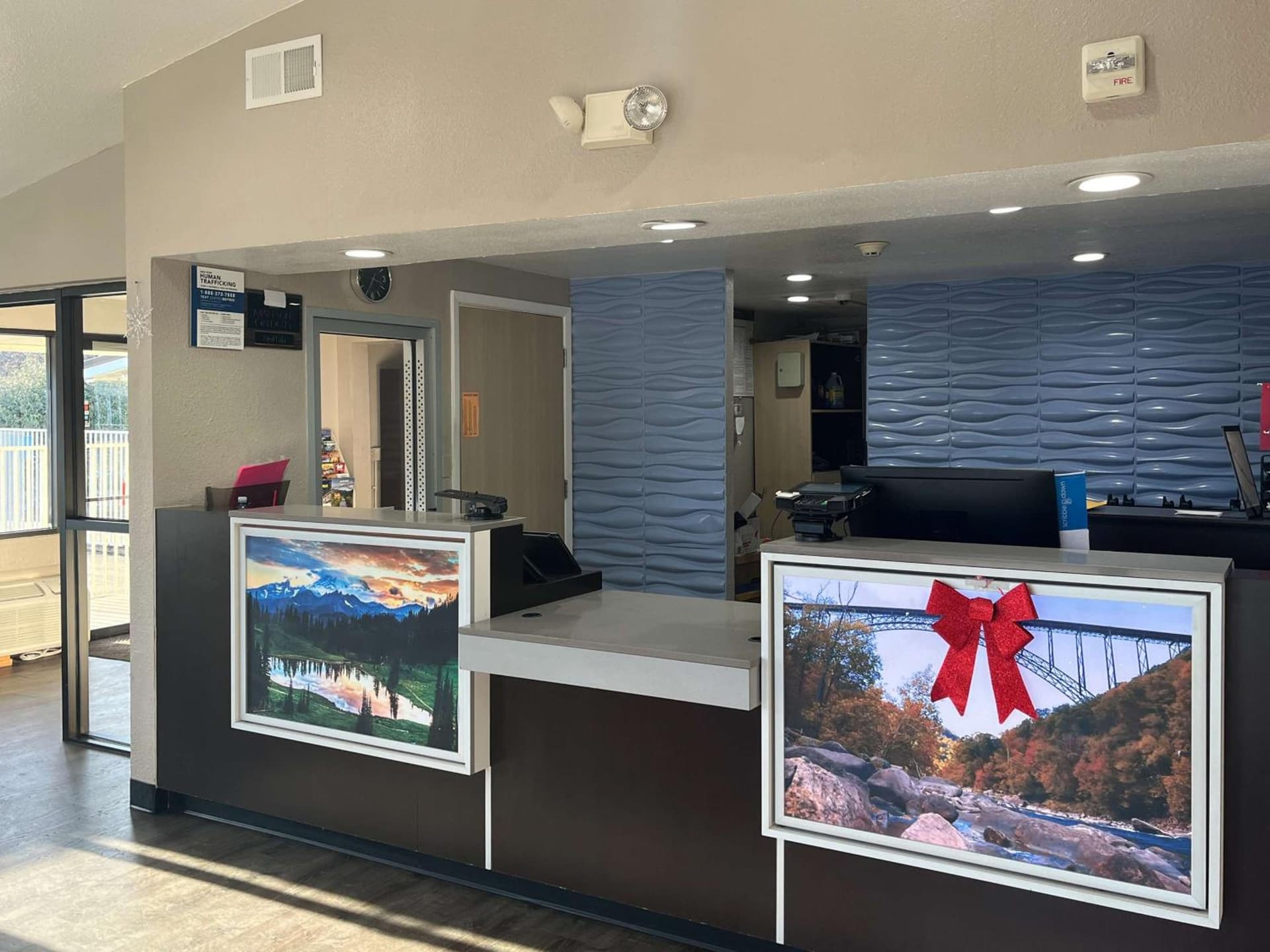 Motel 6 Cross Lanes, WV Goff Mountain Rd — hotel in Cross Lanes, West Virginia