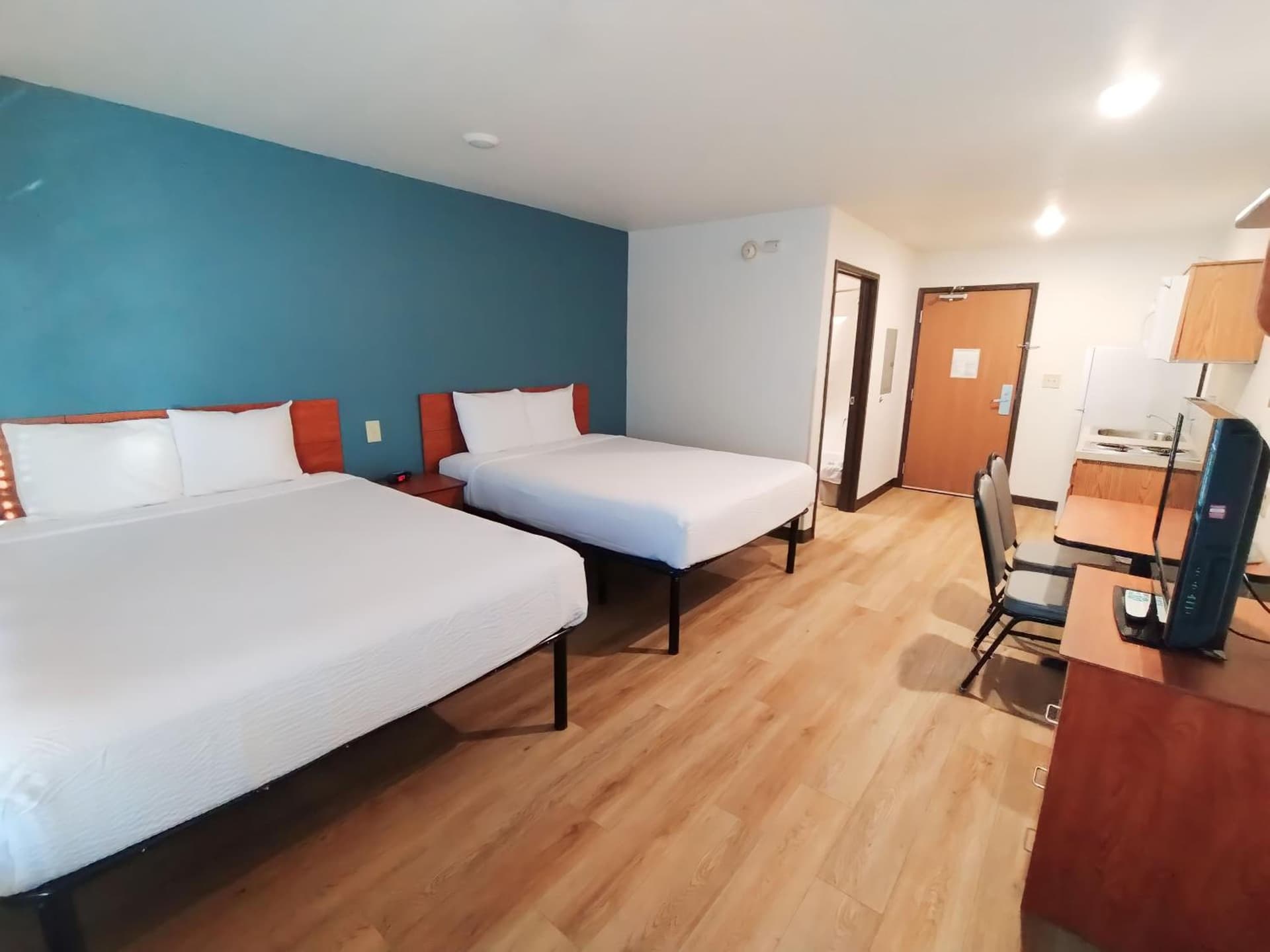 WoodSpring Suites Asheville - Biltmore West interior in Asheville, NC — gallery photo 2