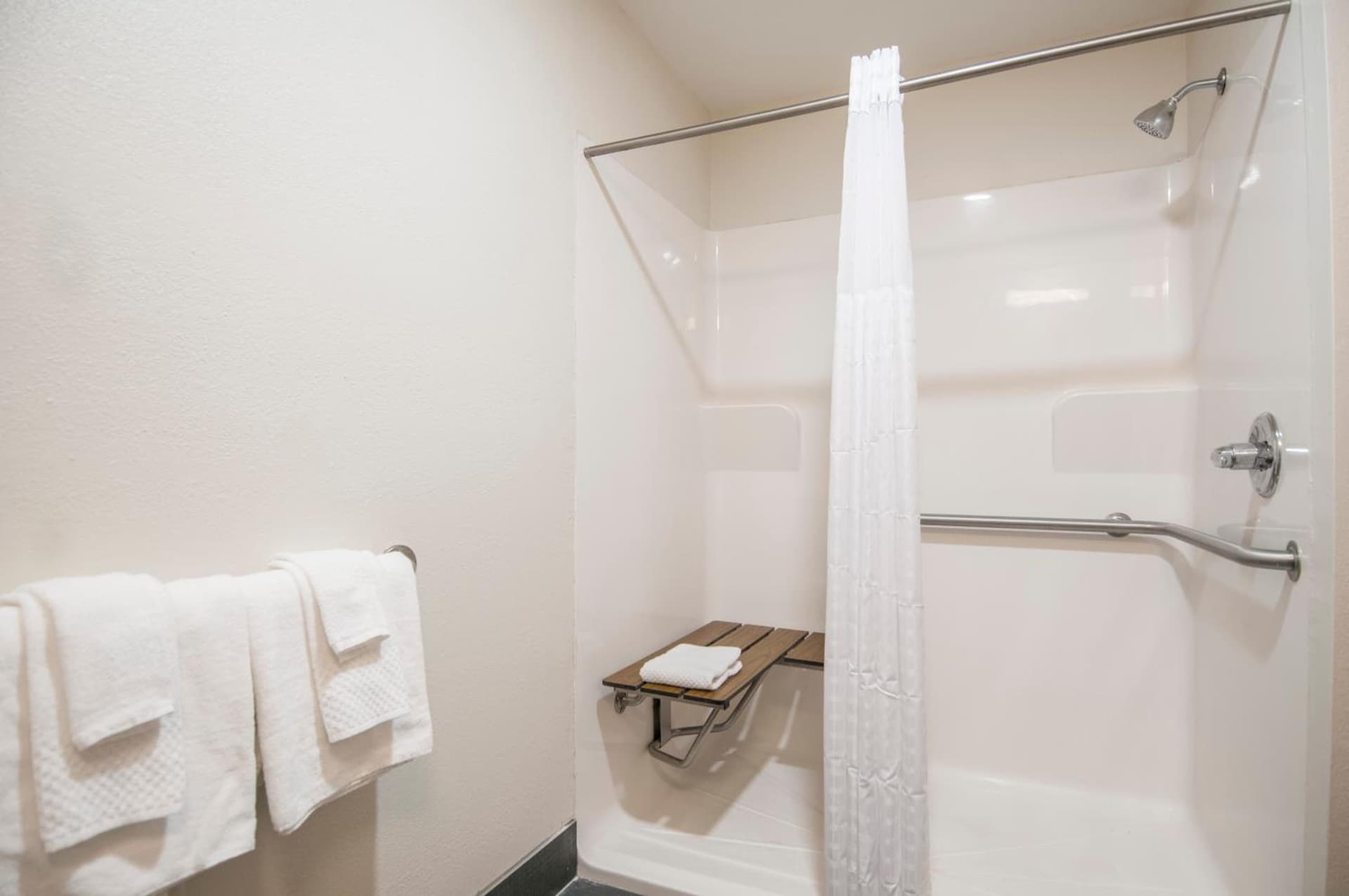 Sleep Inn & Suites Tuscaloosa East gallery photo in Tuscaloosa, AL — image 26