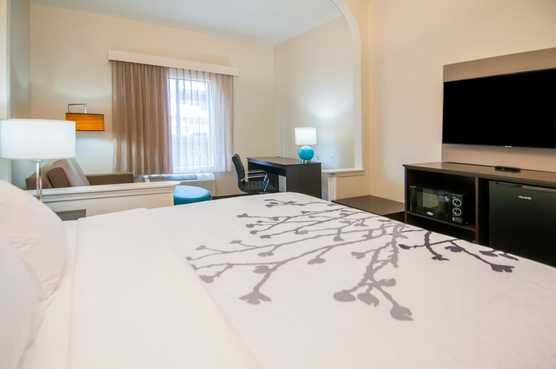 Sleep Inn & Suites Tuscaloosa East gallery photo in Tuscaloosa, AL — image 6