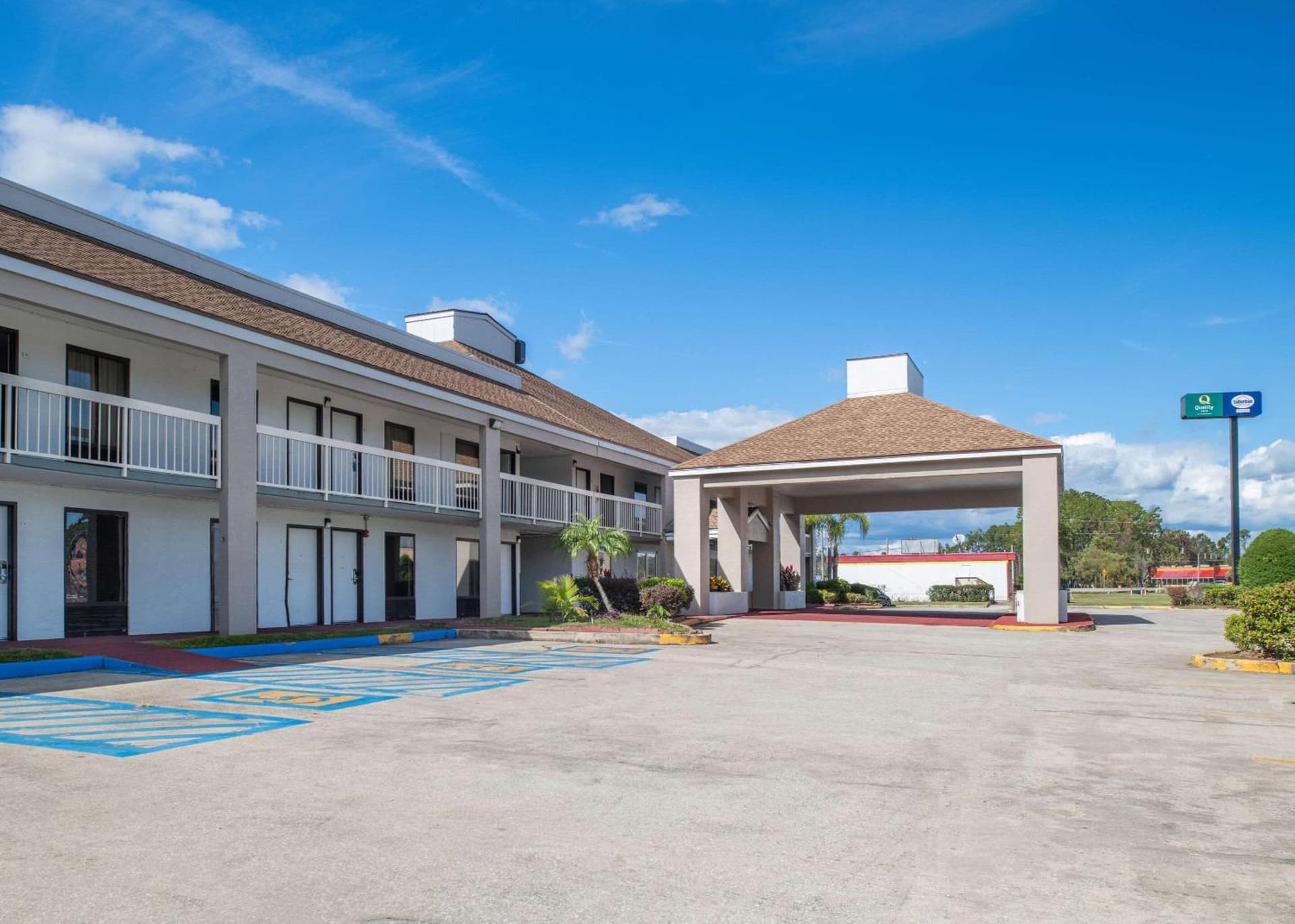 Quality Inn Kingsland featured exterior or lobby in Kingsland, GA — similar hotel