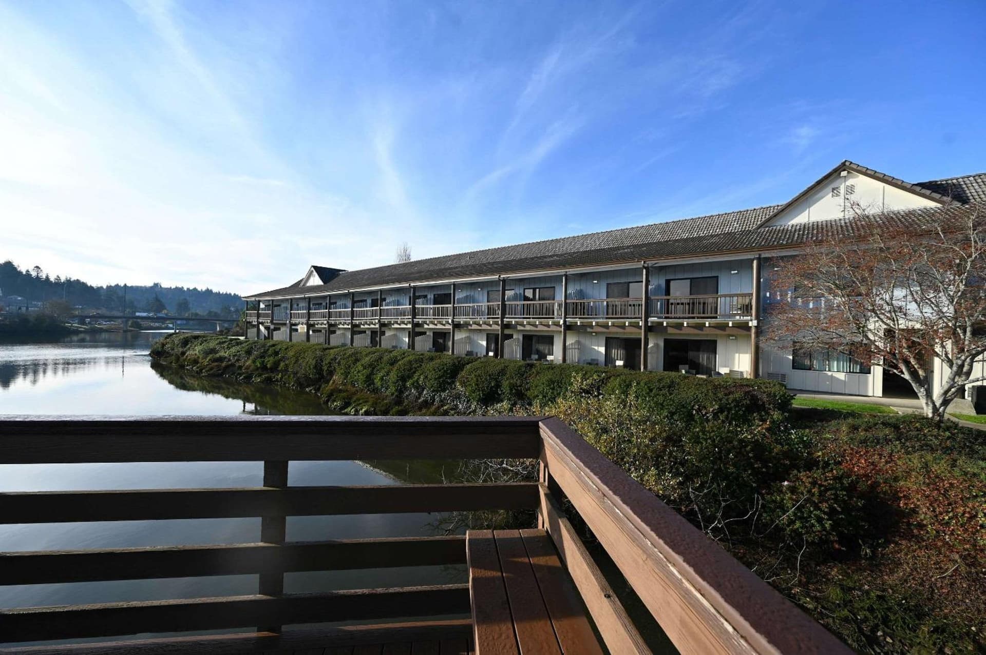 Edgewater Inn and Suites, an Ascend Collection Hotel featured exterior or lobby in Coos Bay, OR — similar hotel