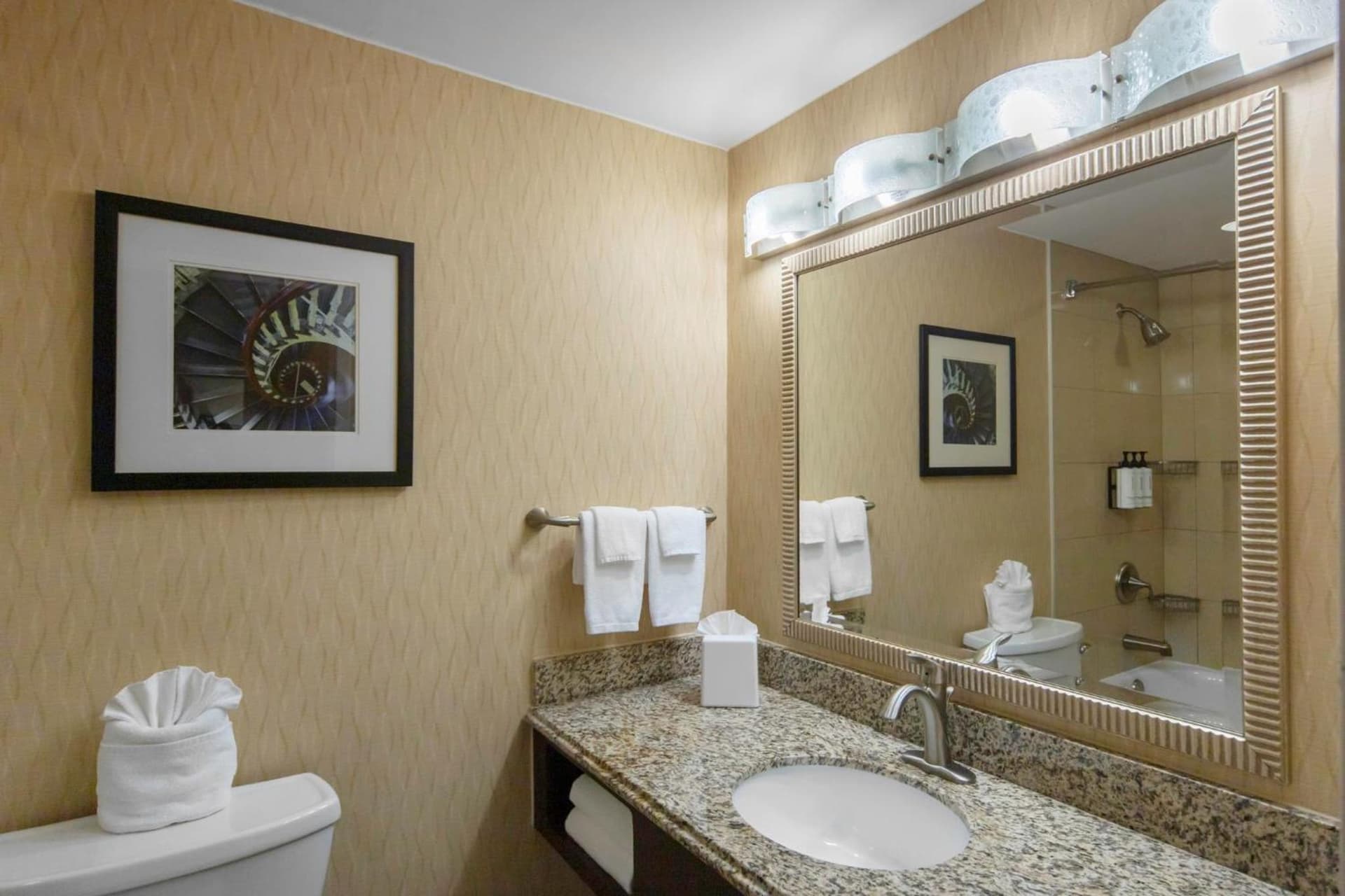 Crowne Plaza Boston - Woburn by IHG gallery photo in Woburn, MA — image 15