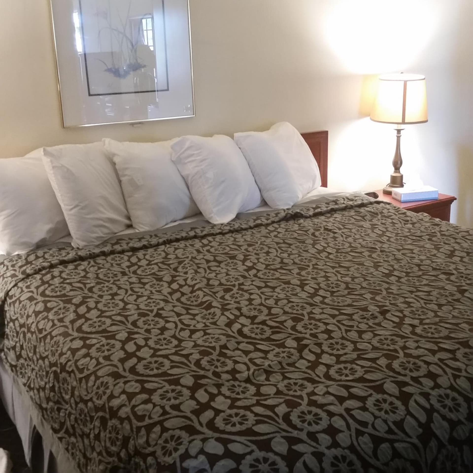 Days Inn by Wyndham Orange Anaheim gallery photo in Orange, CA — image 39