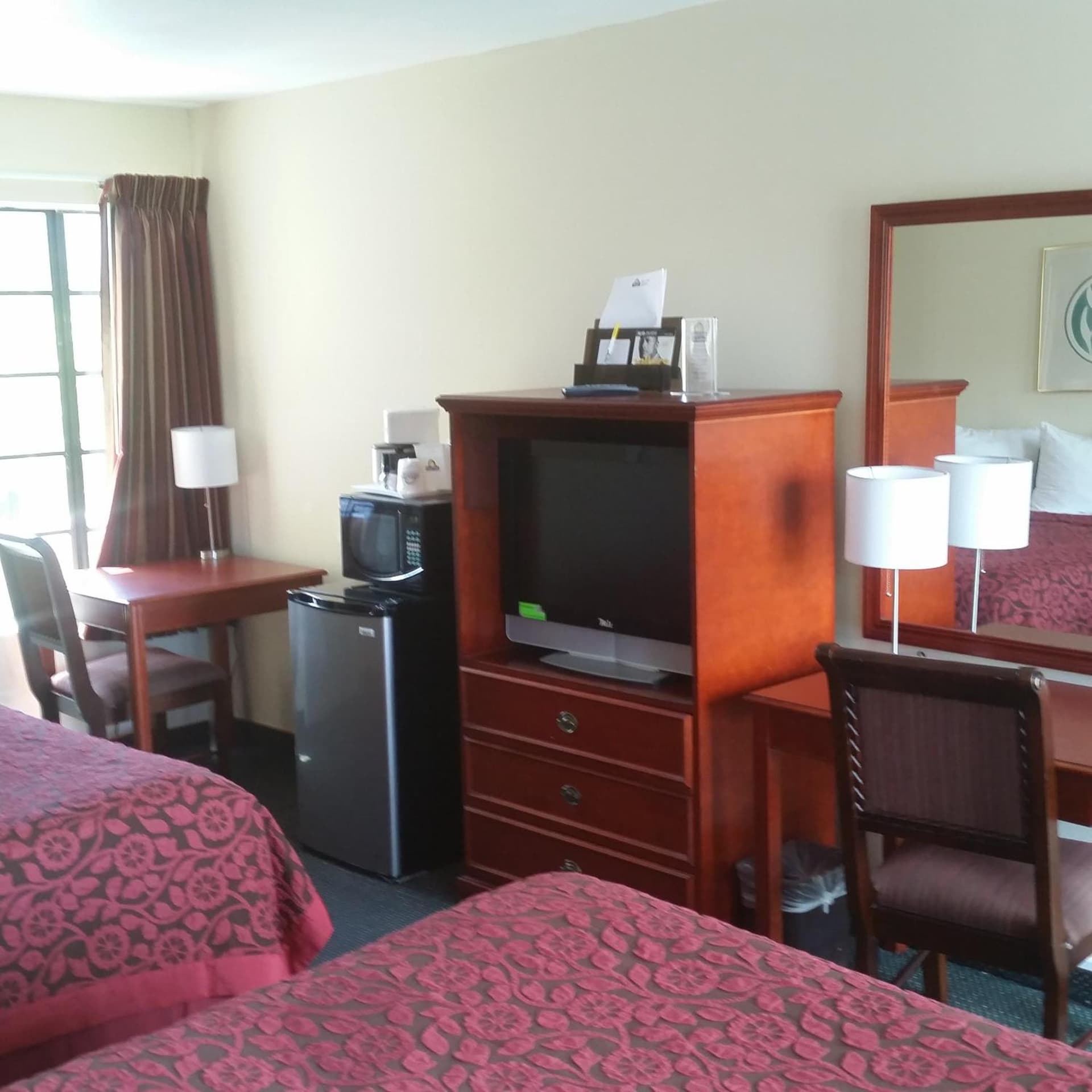 Days Inn by Wyndham Orange Anaheim gallery photo in Orange, CA — image 23