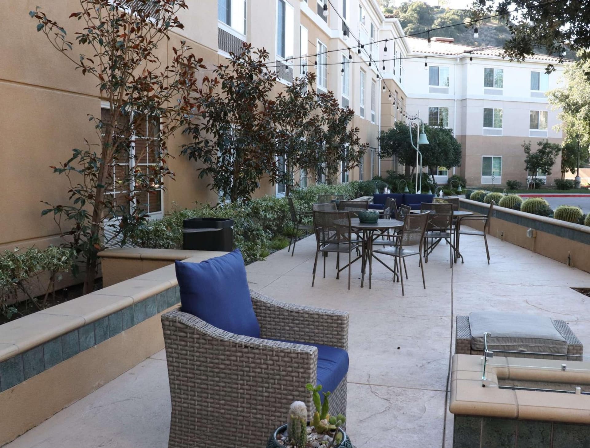Hilton Garden Inn Calabasas property views in Calabasas, CA — gallery photo 3