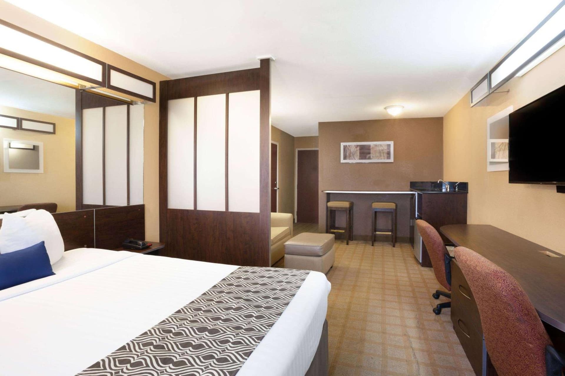Microtel Inn and Suites Lafayette gallery photo in Lafayette, LA — image 52