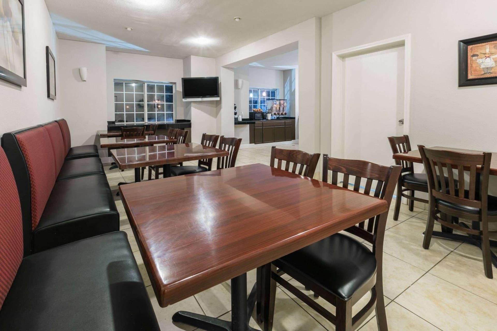 Microtel Inn and Suites Lafayette gallery photo in Lafayette, LA — image 48