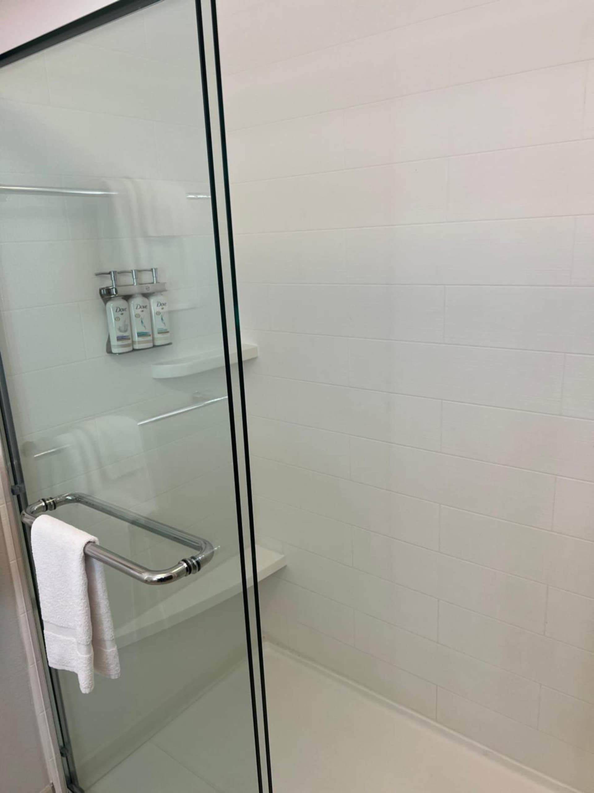 Holiday Inn Express & Suites Mobile - University Area by IHG gallery photo in Mobile, AL — image 8