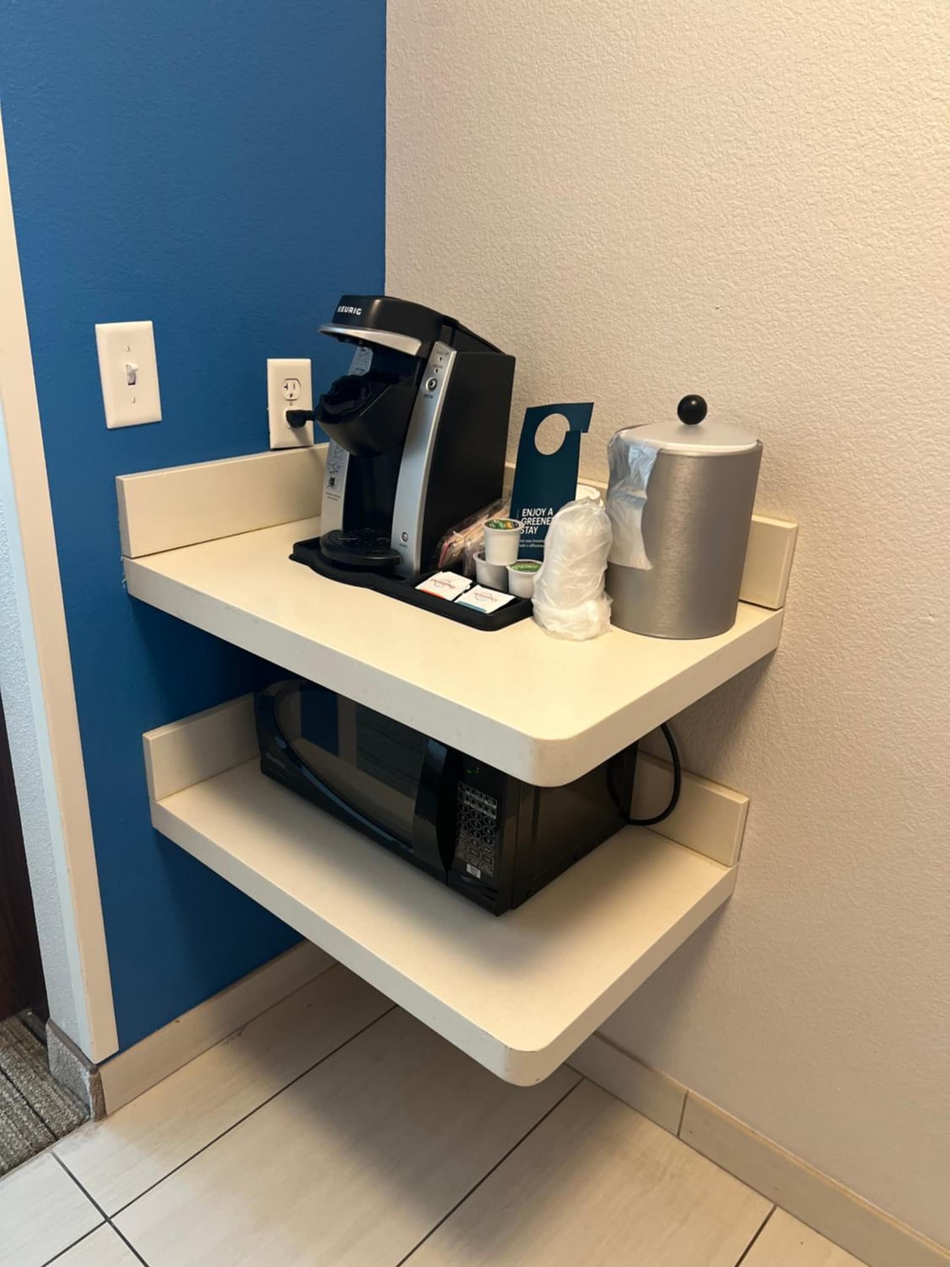 Holiday Inn Express & Suites Mobile - University Area by IHG gallery photo in Mobile, AL — image 7