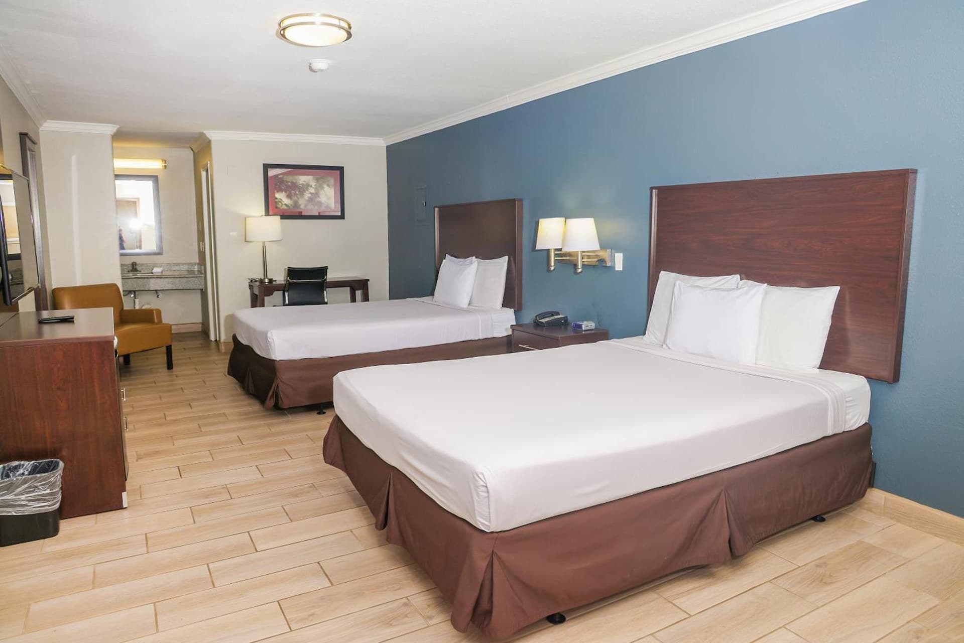 OYO Hotel McAllen Airport South gallery photo in McAllen, TX — image 18