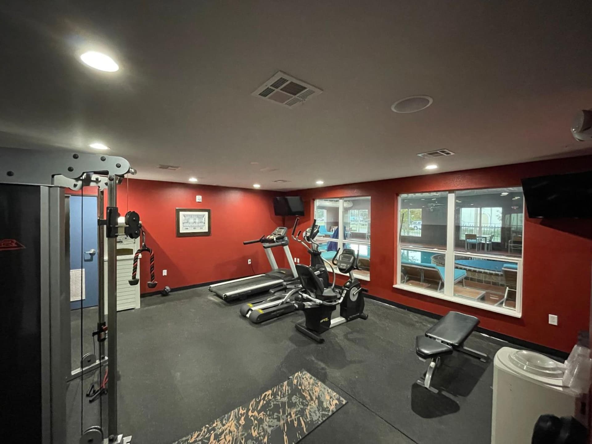 Del-Mar Airport Inn & Suites interior in Shreveport, LA — gallery photo 2