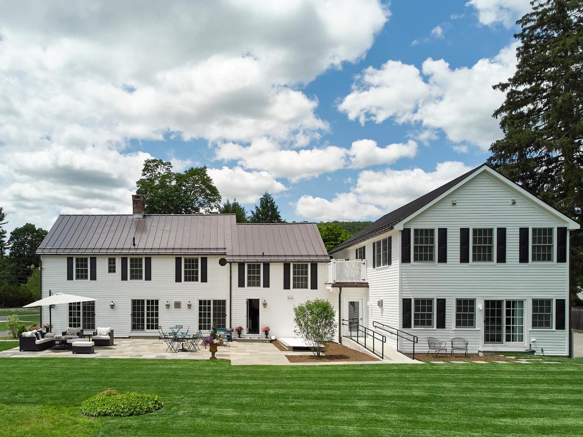 The Kent Collection - The Firefly Inn gallery photo in Kent — image 26
