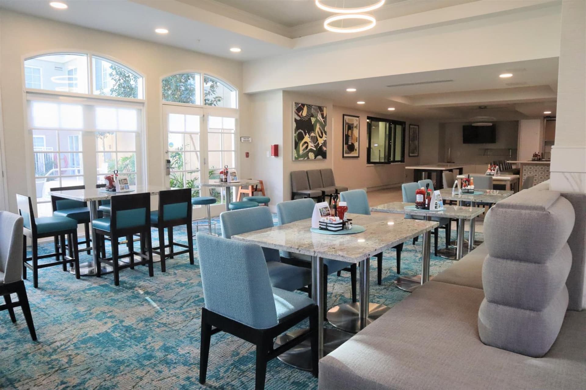 Hilton Garden Inn Calabasas gallery photo in Calabasas, CA — image 13