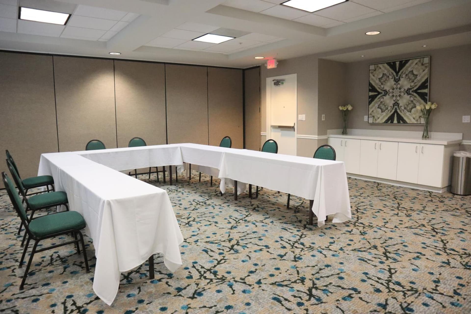 Hilton Garden Inn Calabasas gallery photo in Calabasas, CA — image 15